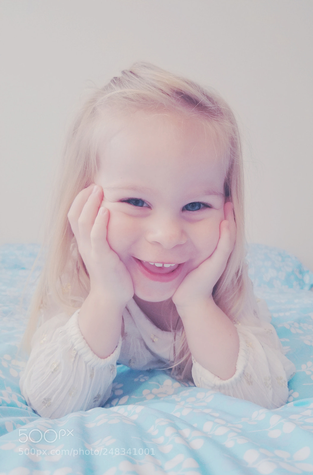 Samsung Galaxy S7 sample photo. Blue eyes photography