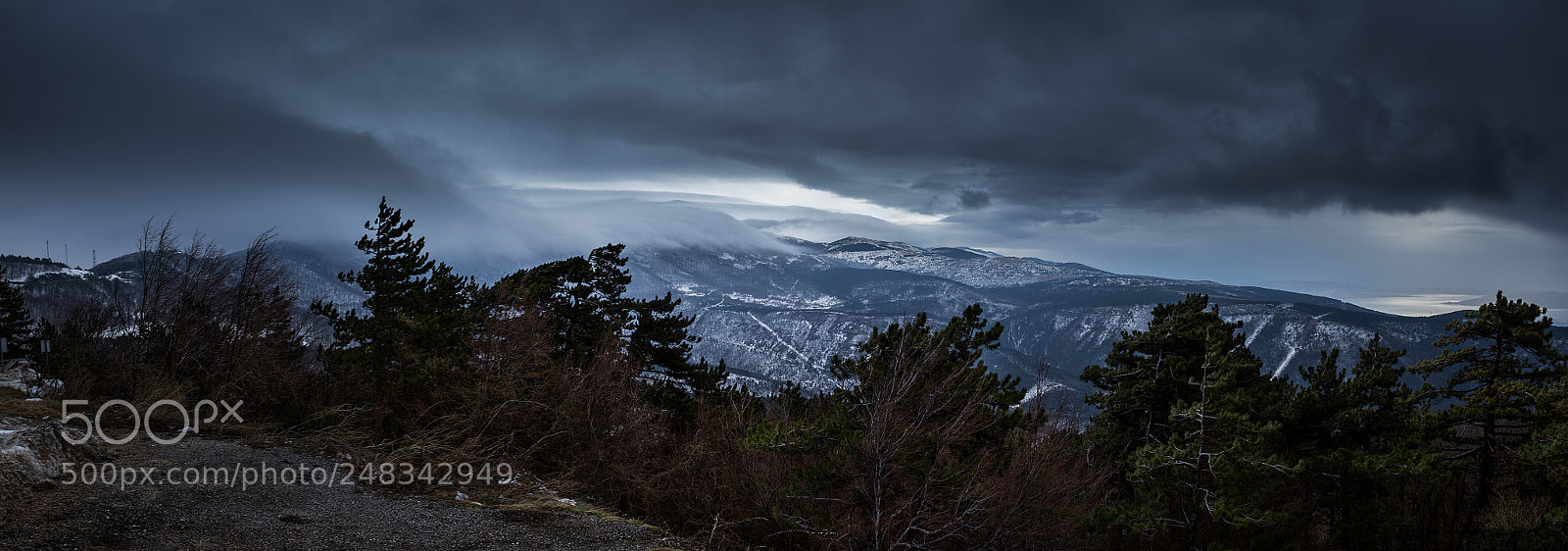 Canon EOS 7D sample photo. Feeling small. photography