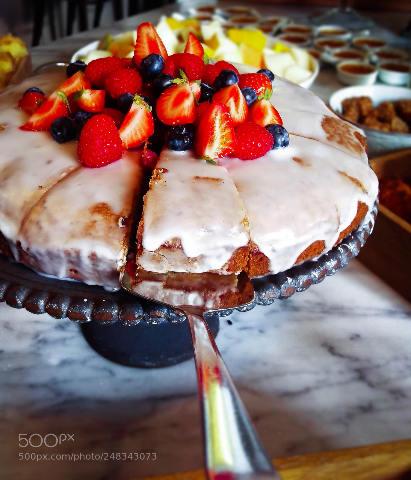 HTC ONE M9 sample photo. Strawberry cake photography