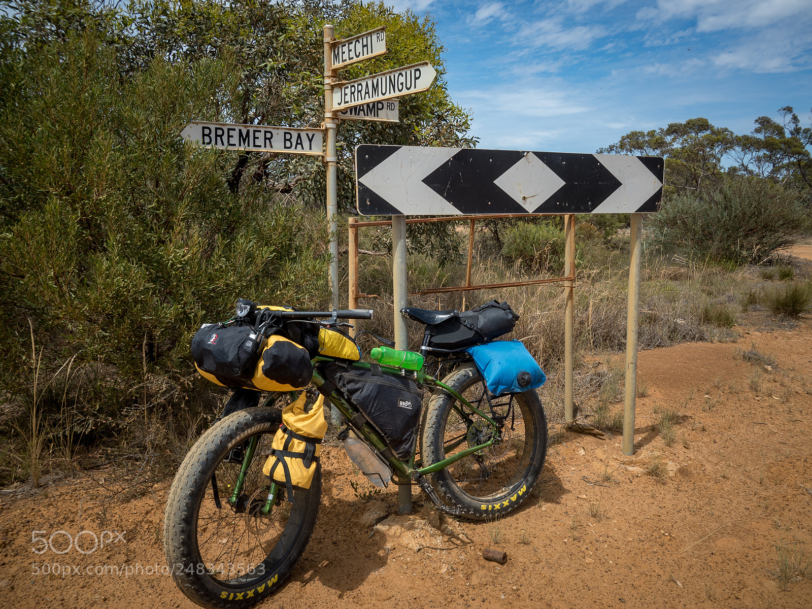 Olympus OM-D E-M5 II sample photo. Next stop bremer bay photography