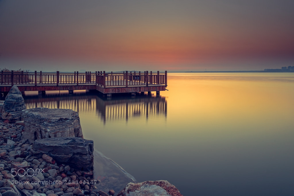 Canon EOS 6D Mark II sample photo. A smoggy dawn photography