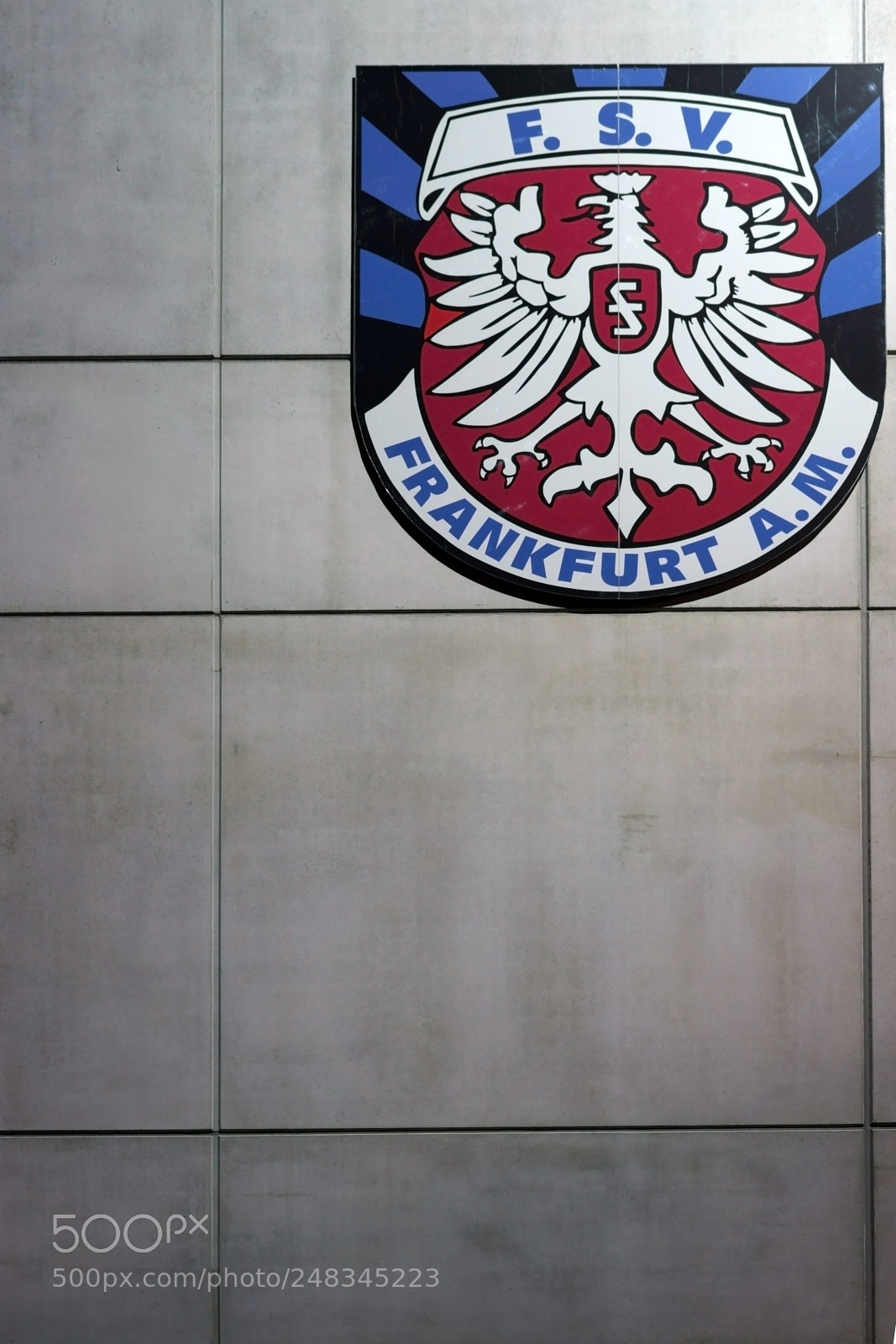 Sony a7 II sample photo. Coat of arms fsv photography
