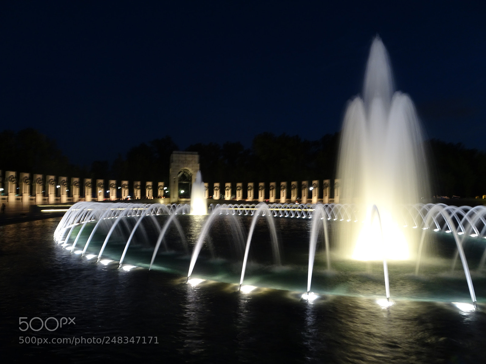 Sony Cyber-shot DSC-HX80 sample photo. Wwii memorial photography