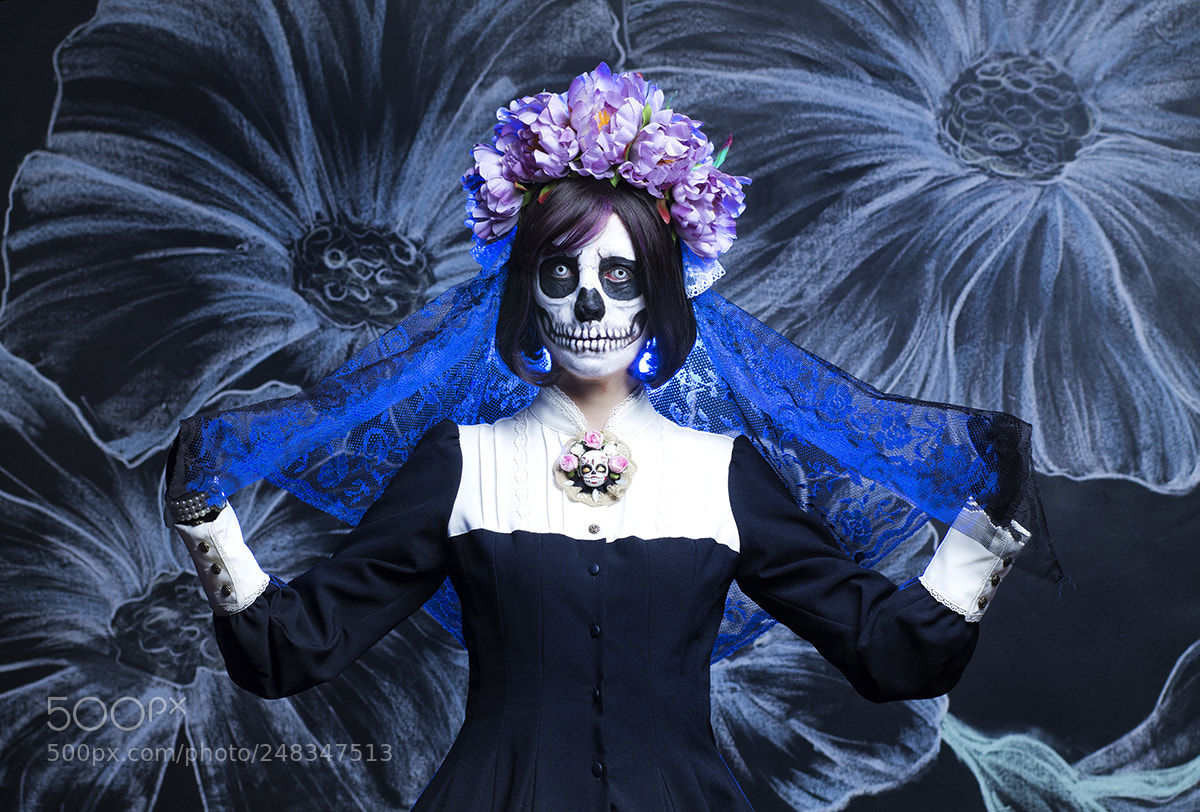 Canon EOS 1100D (EOS Rebel T3 / EOS Kiss X50) sample photo. Santa muerte photography