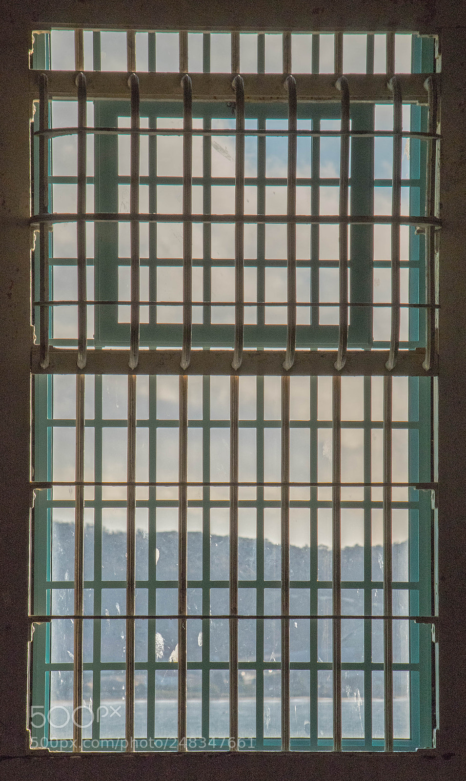 Pentax K-S2 sample photo. Bay through bars photography