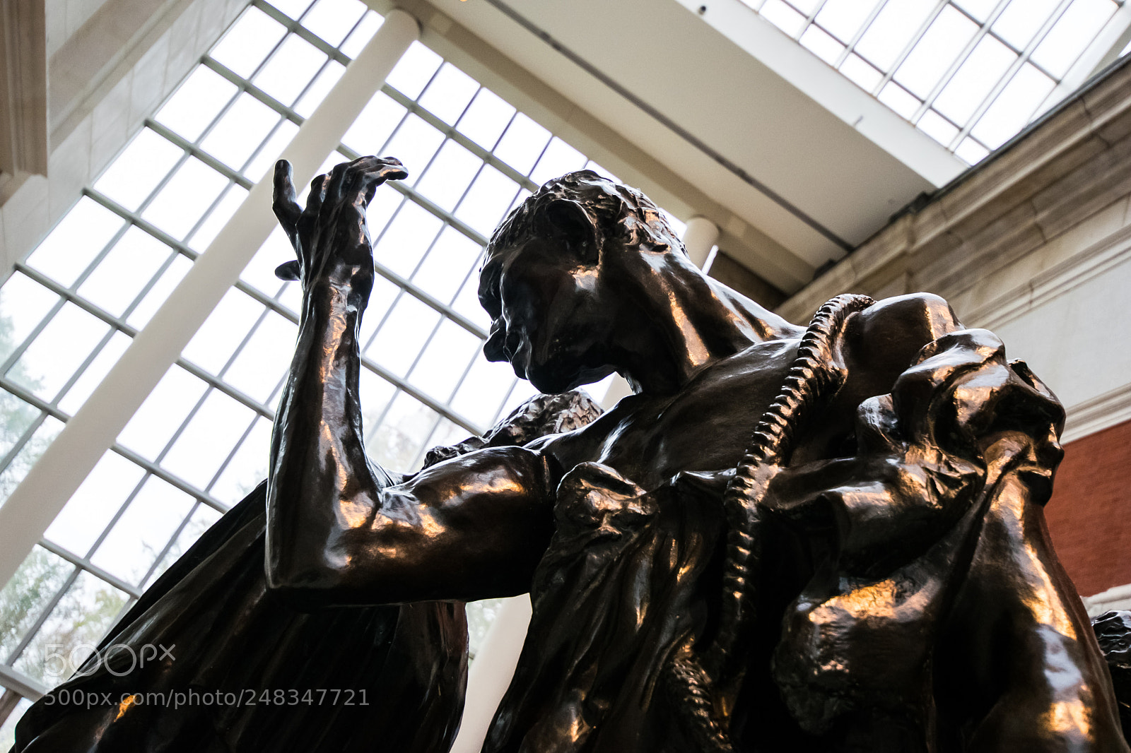 Nikon D5300 sample photo. In the met photography