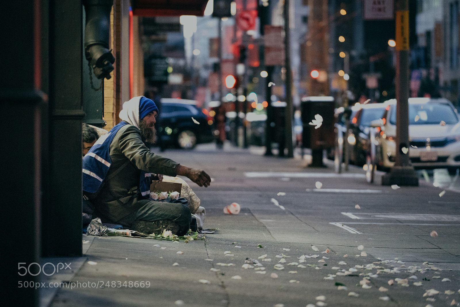 Sony a7R III sample photo. Homeless and flower photography