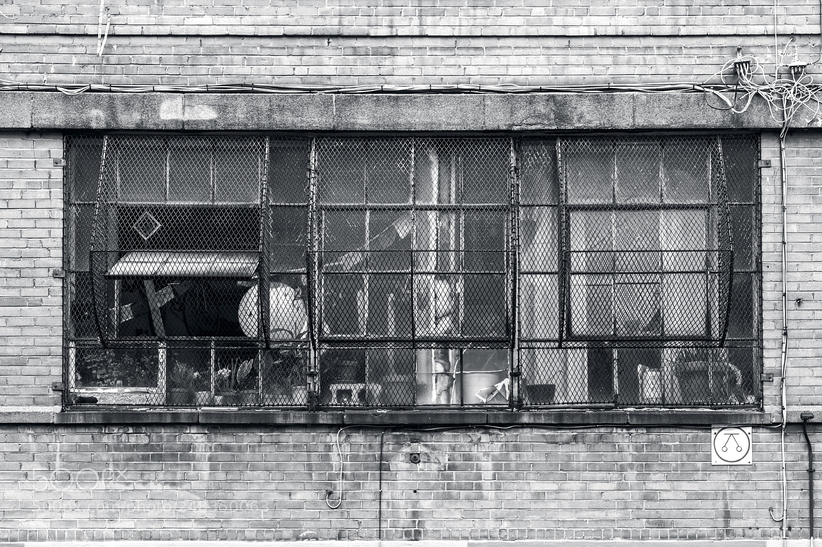 Fujifilm X-M1 sample photo. Throughout the window photography