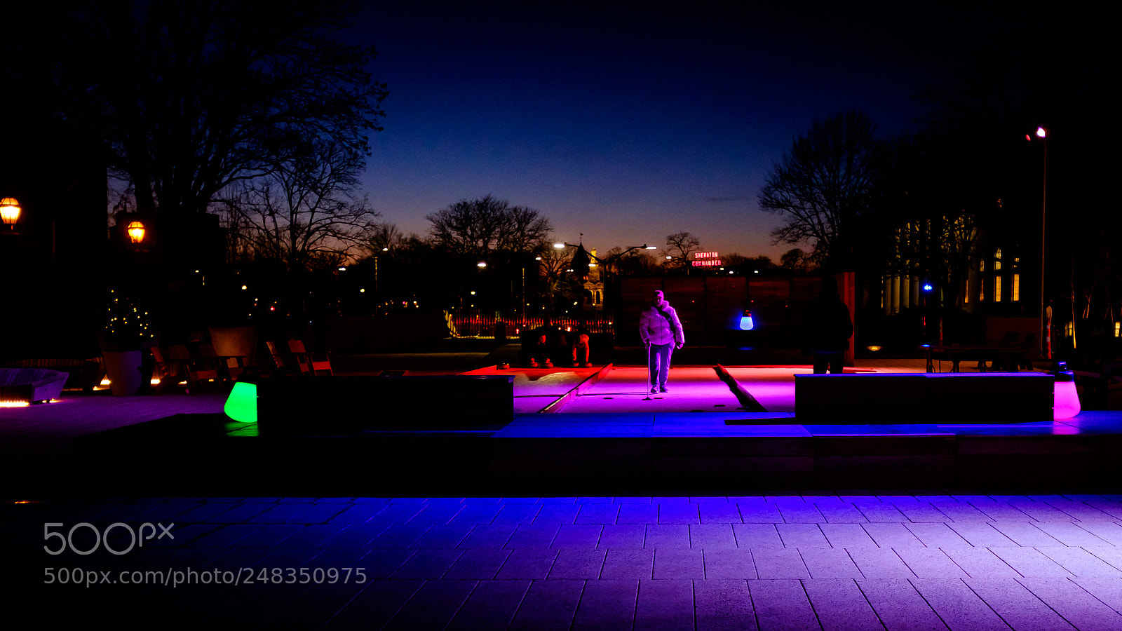 Fujifilm X100T sample photo. Colors for a warmer photography