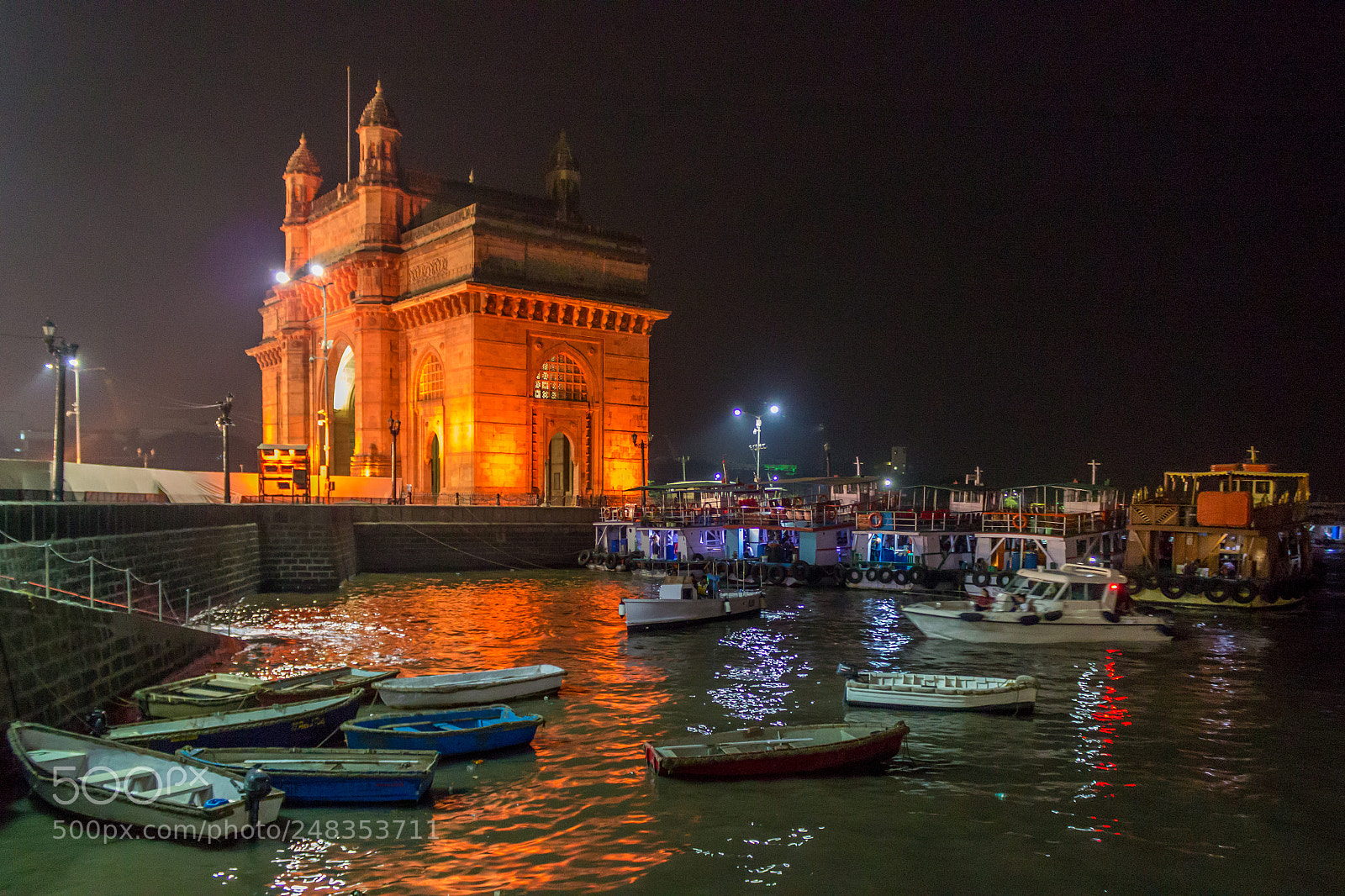 Canon EOS 600D (Rebel EOS T3i / EOS Kiss X5) sample photo. Gateway of india! photography