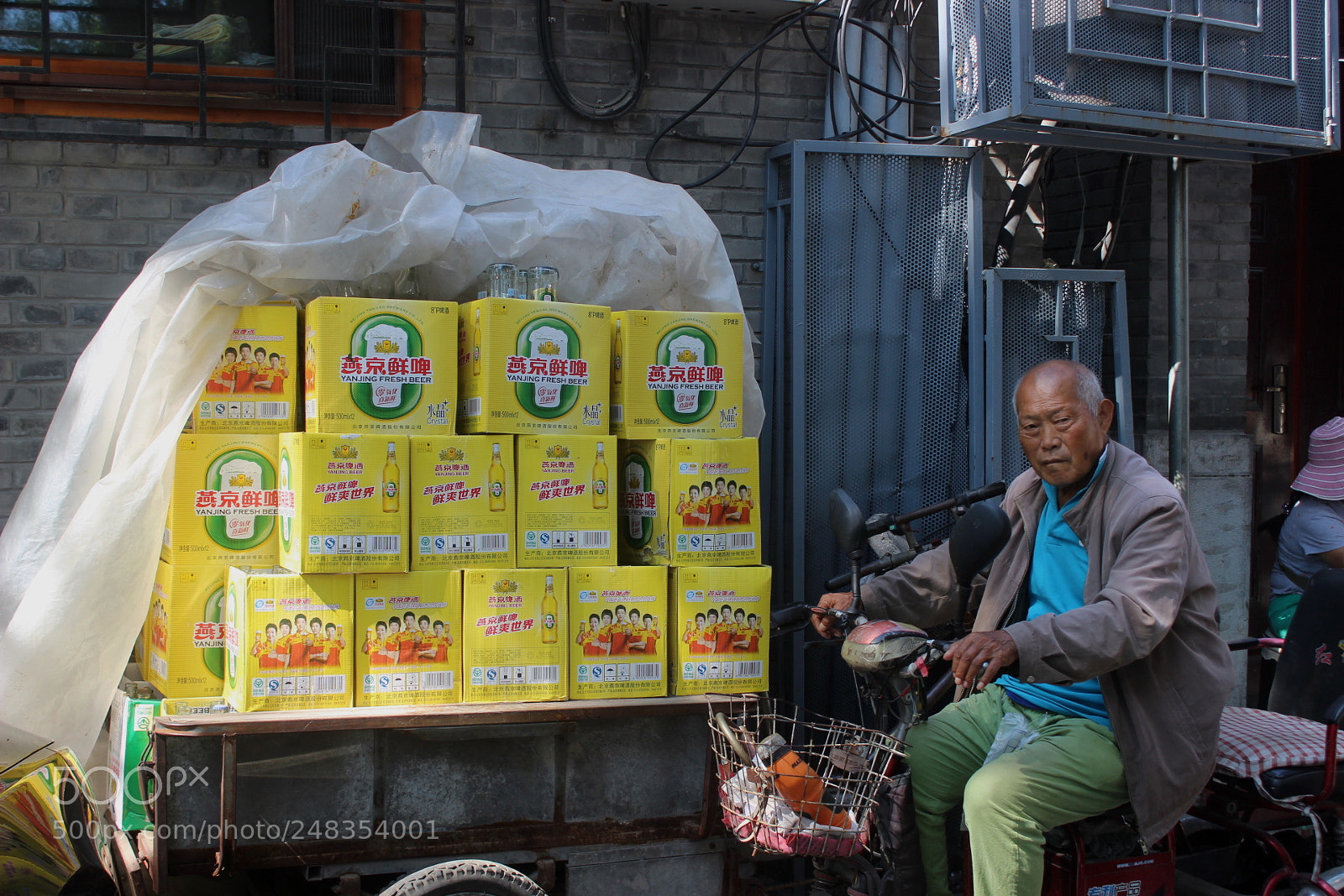 Canon EOS 600D (Rebel EOS T3i / EOS Kiss X5) sample photo. Cerveza photography