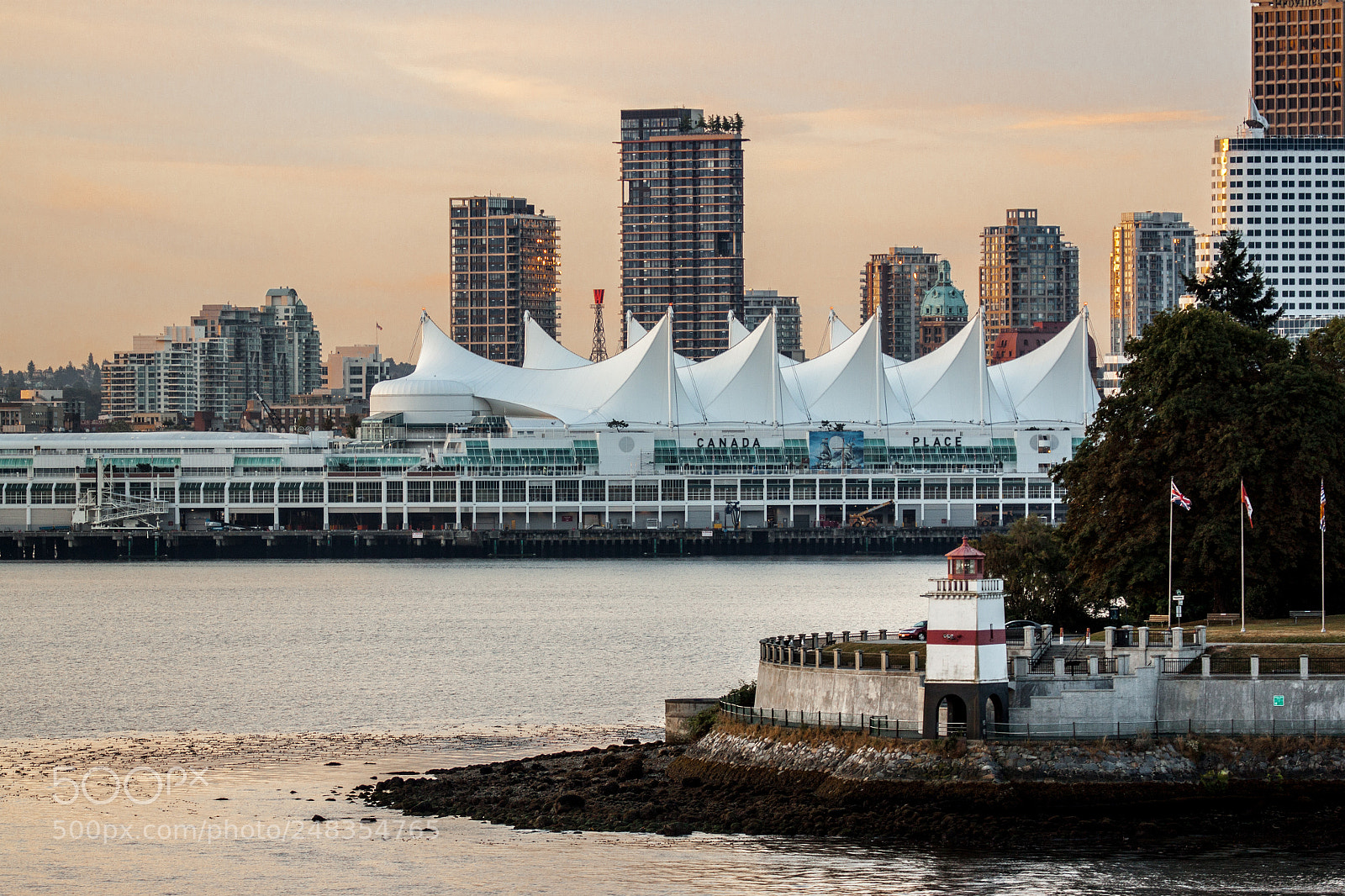 Canon EOS 500D (EOS Rebel T1i / EOS Kiss X3) sample photo. Vancouver skyline sunrise sketches photography
