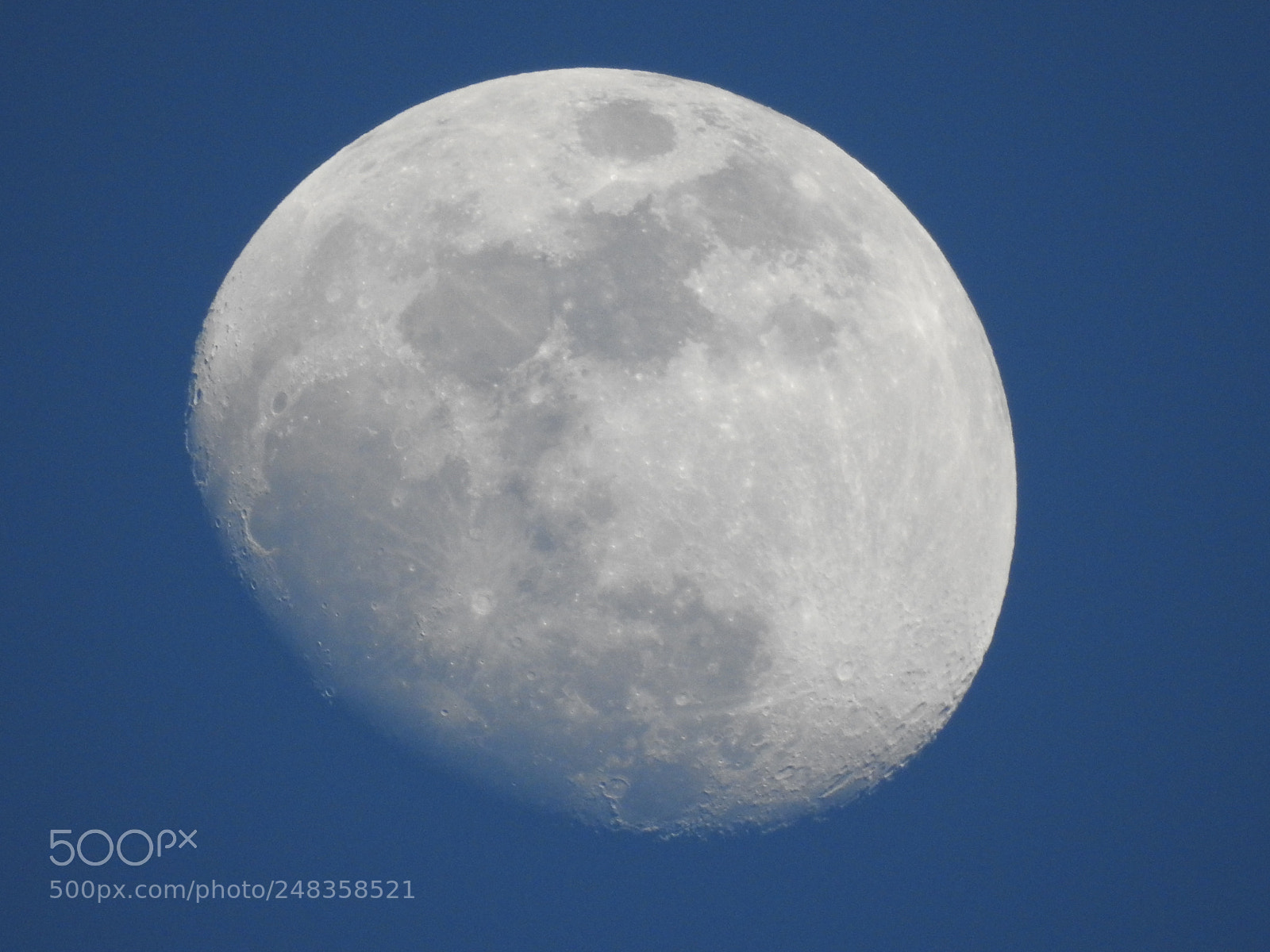 Nikon Coolpix P900 sample photo. The moon photography