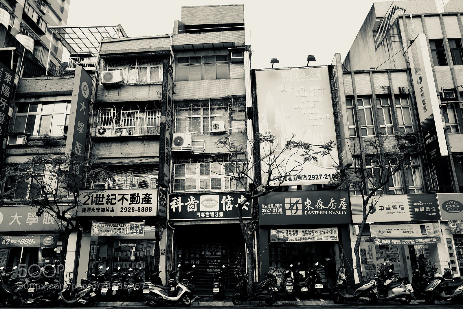 Leica Q (Typ 116) sample photo. 曾經每週都會路過的街道 photography