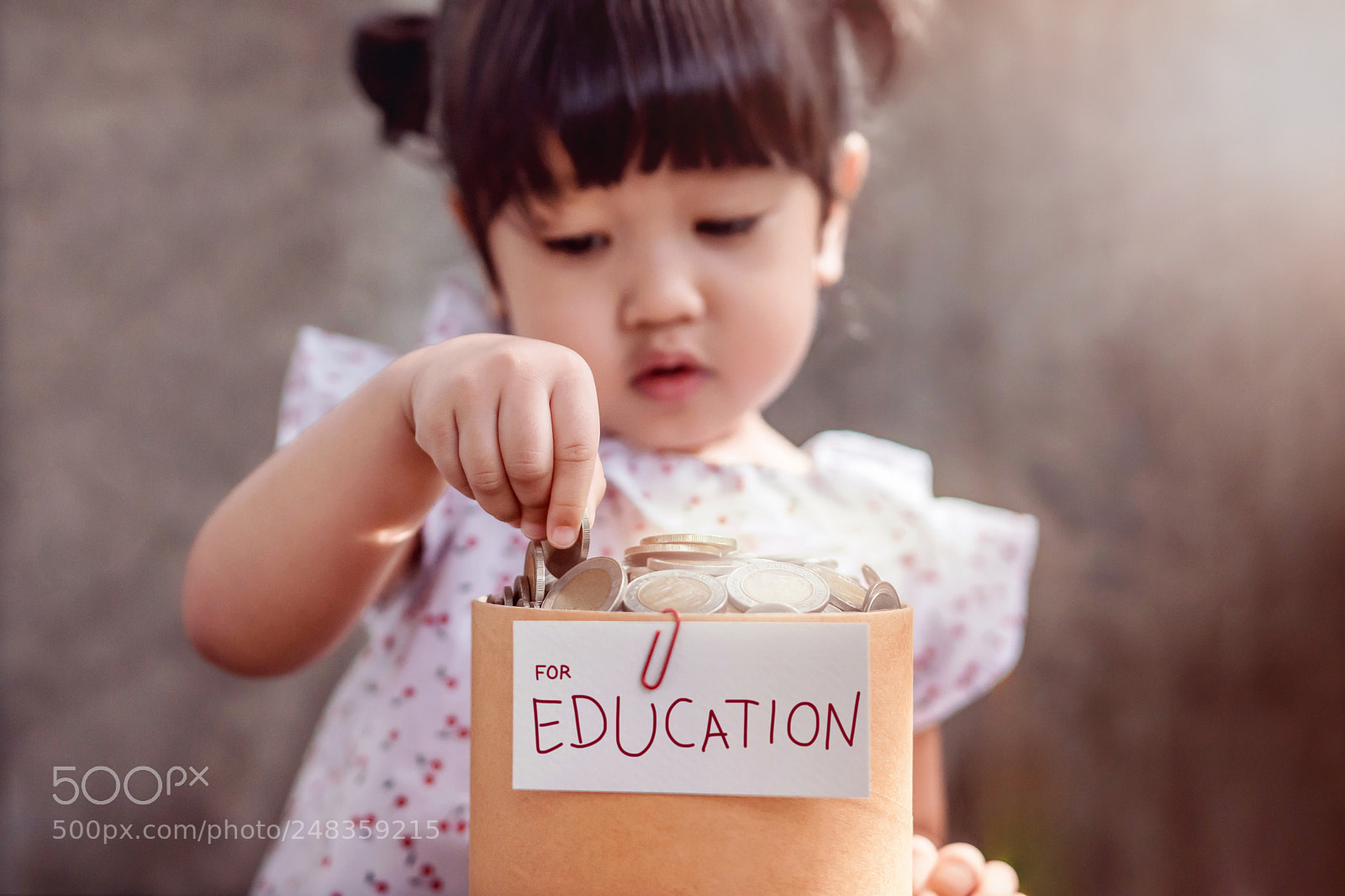Nikon D7200 sample photo. Child with saving money photography