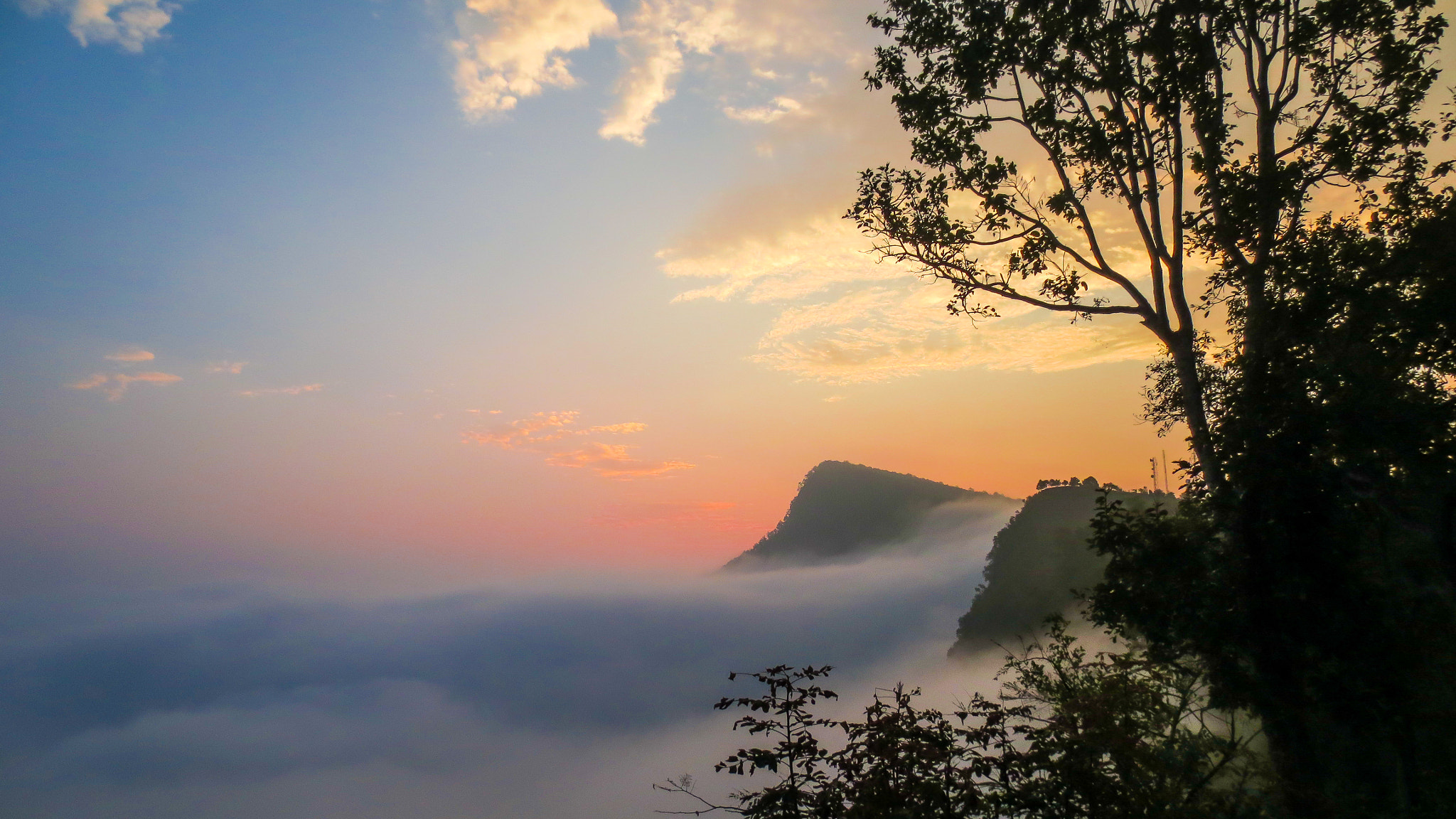 Canon IXY 420F sample photo. Bandipur nepal photography