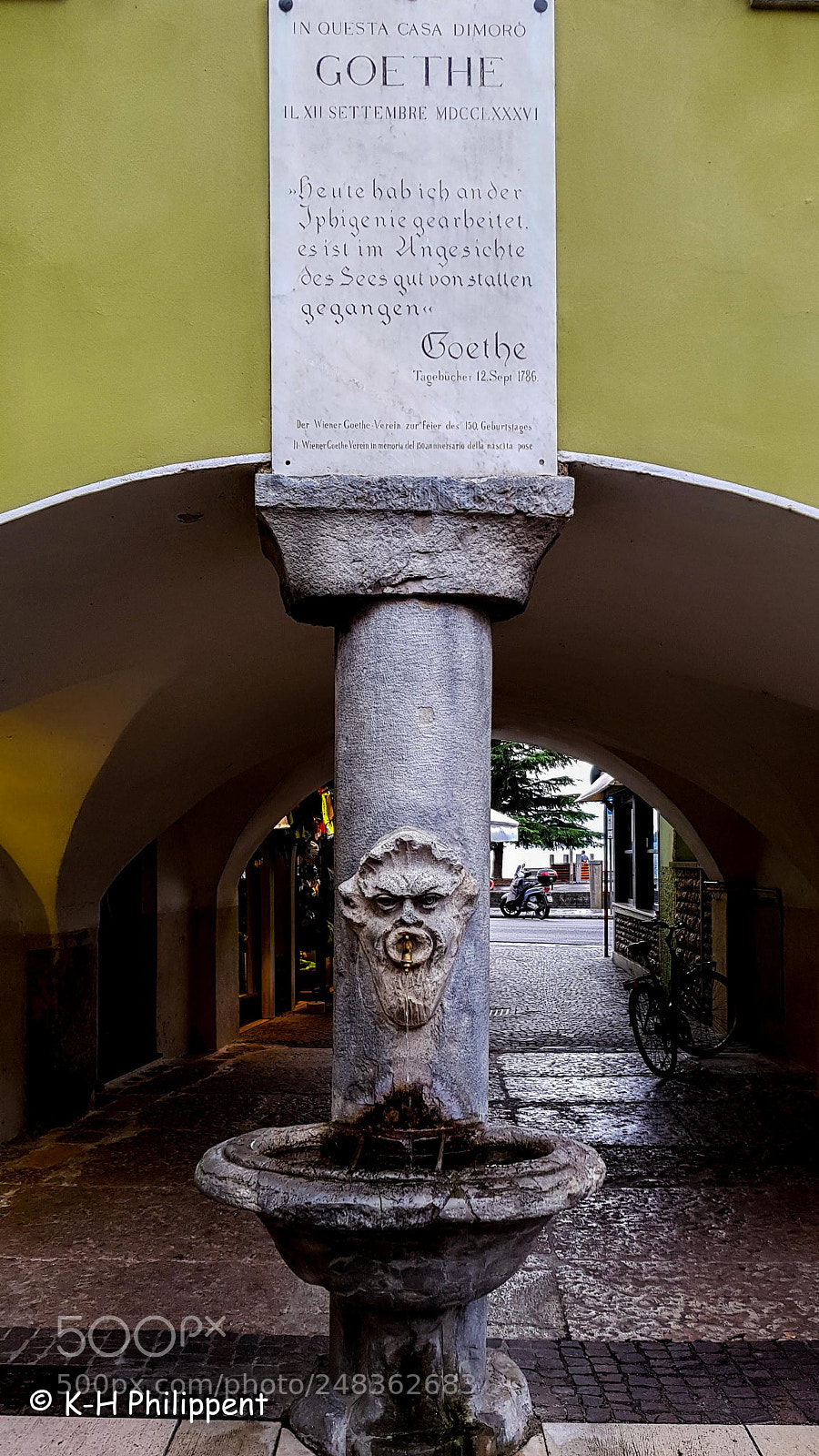 Samsung Galaxy S8 sample photo. Torbole italy , piazza photography