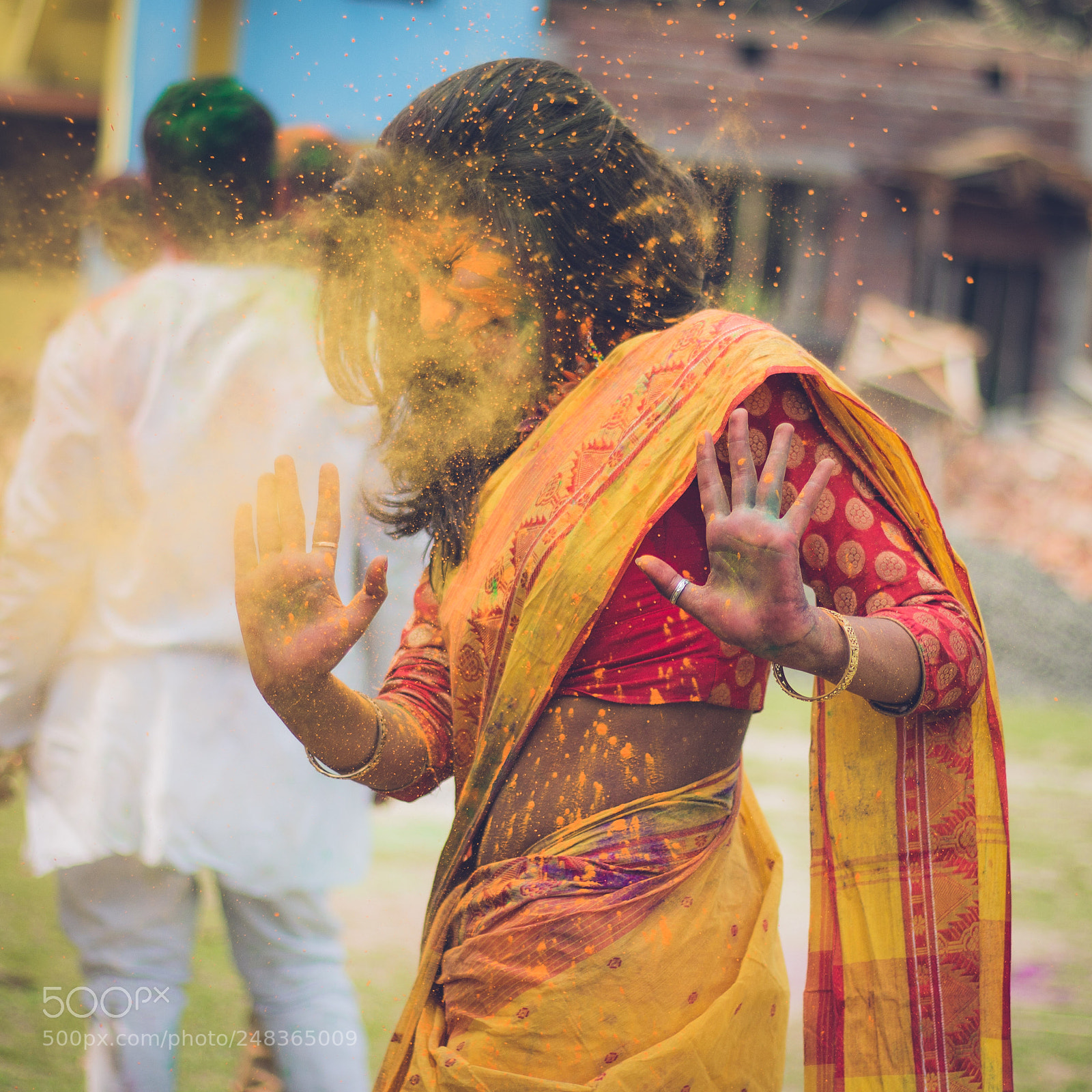 Canon EOS 700D (EOS Rebel T5i / EOS Kiss X7i) sample photo. Color splash in holi photography