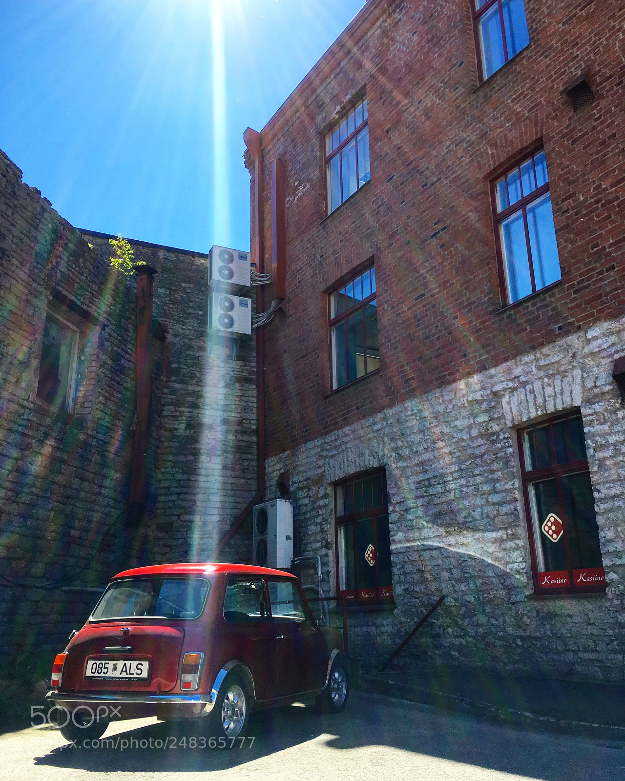 Apple iPhone SE sample photo. I love little cars photography
