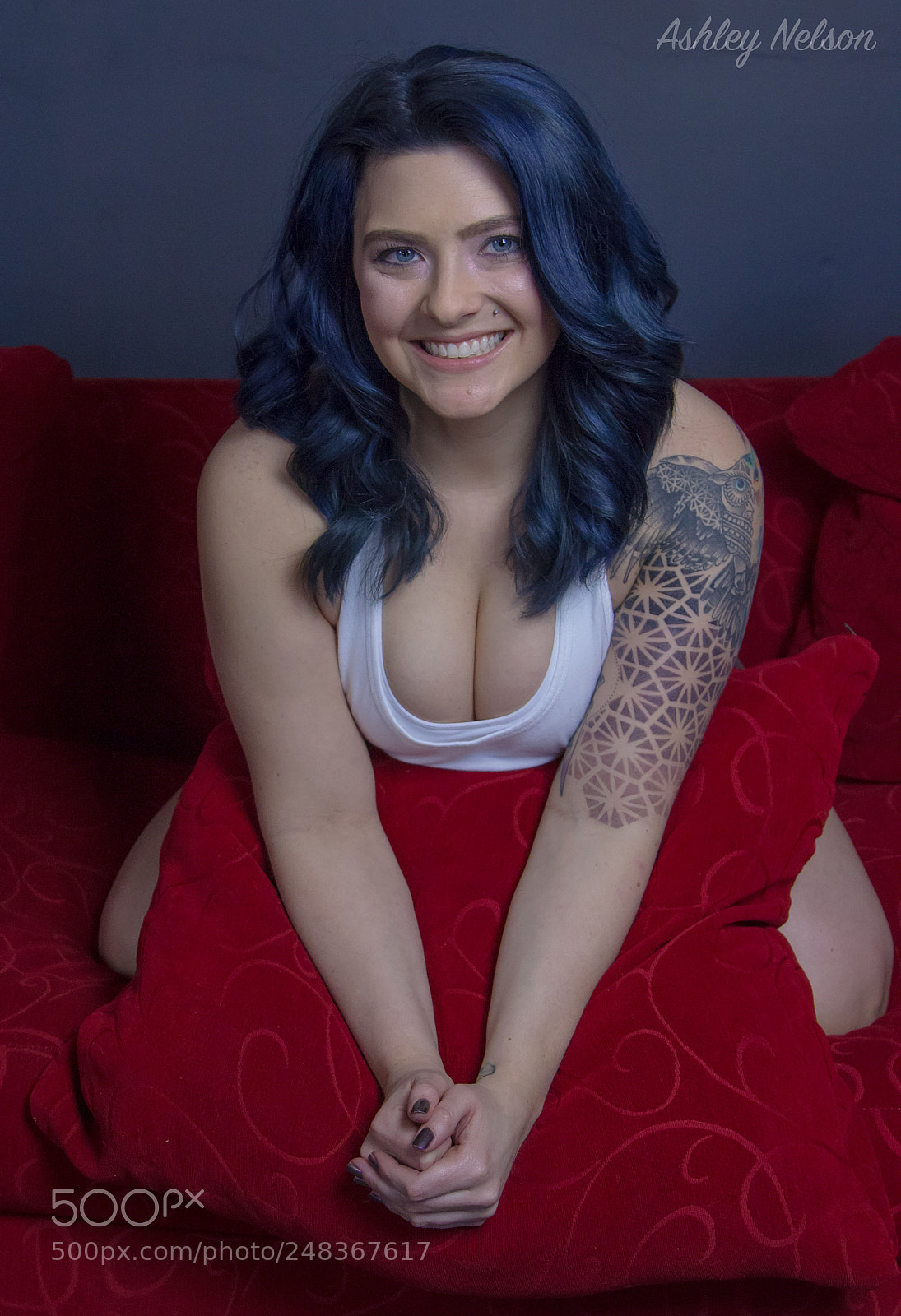 Canon EOS 1200D (EOS Rebel T5 / EOS Kiss X70 / EOS Hi) sample photo. Blue bombshell photography