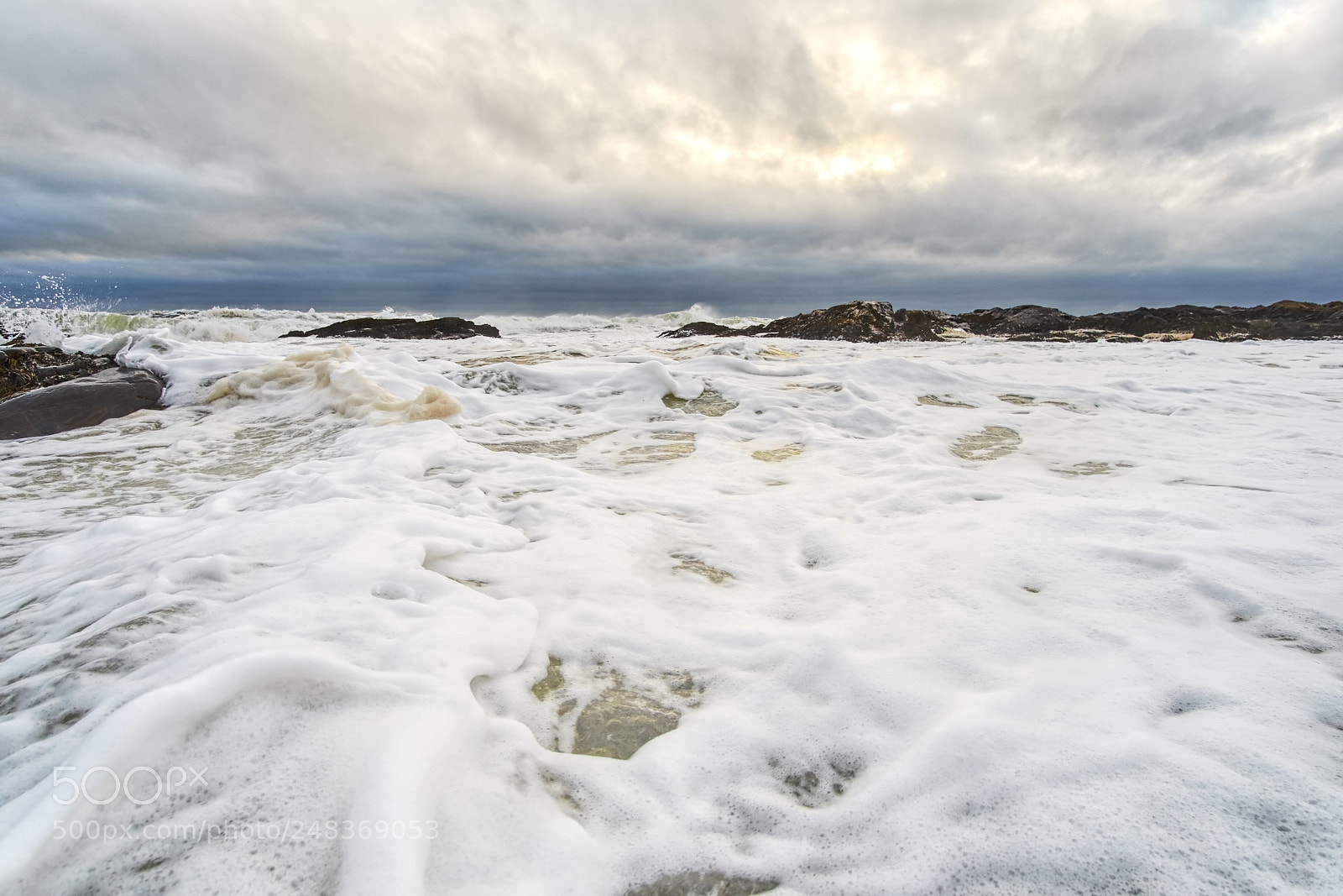 Fujifilm X-T1 sample photo. Between waves photography