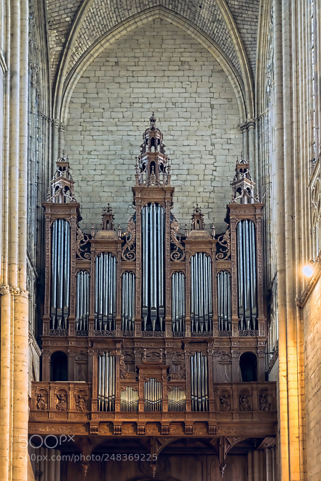 Canon EOS 1100D (EOS Rebel T3 / EOS Kiss X50) sample photo. Cathedrale du mans photography