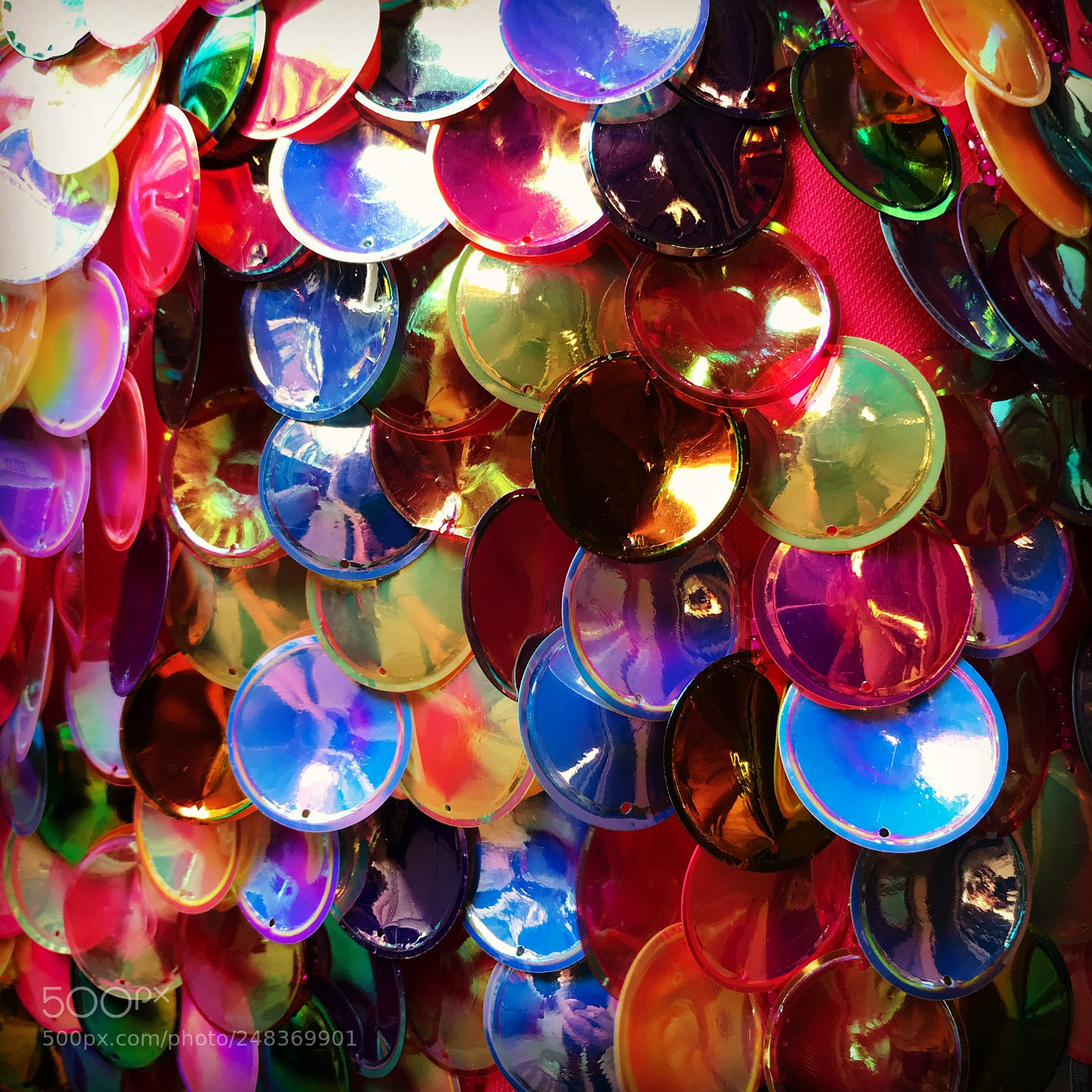 Apple iPhone 7 Plus sample photo. Mardi gras bead dress photography