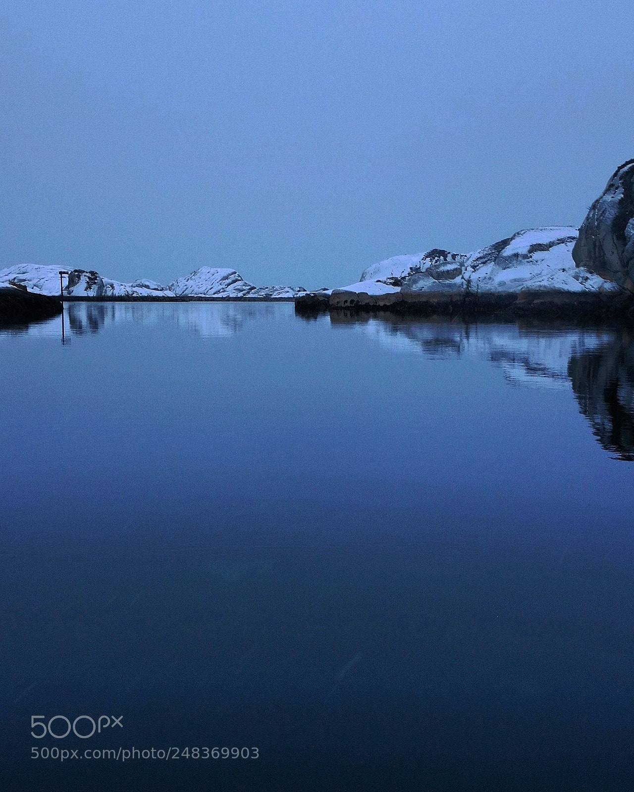 Samsung NX300 sample photo. Winter kayaking.. b mlo photography
