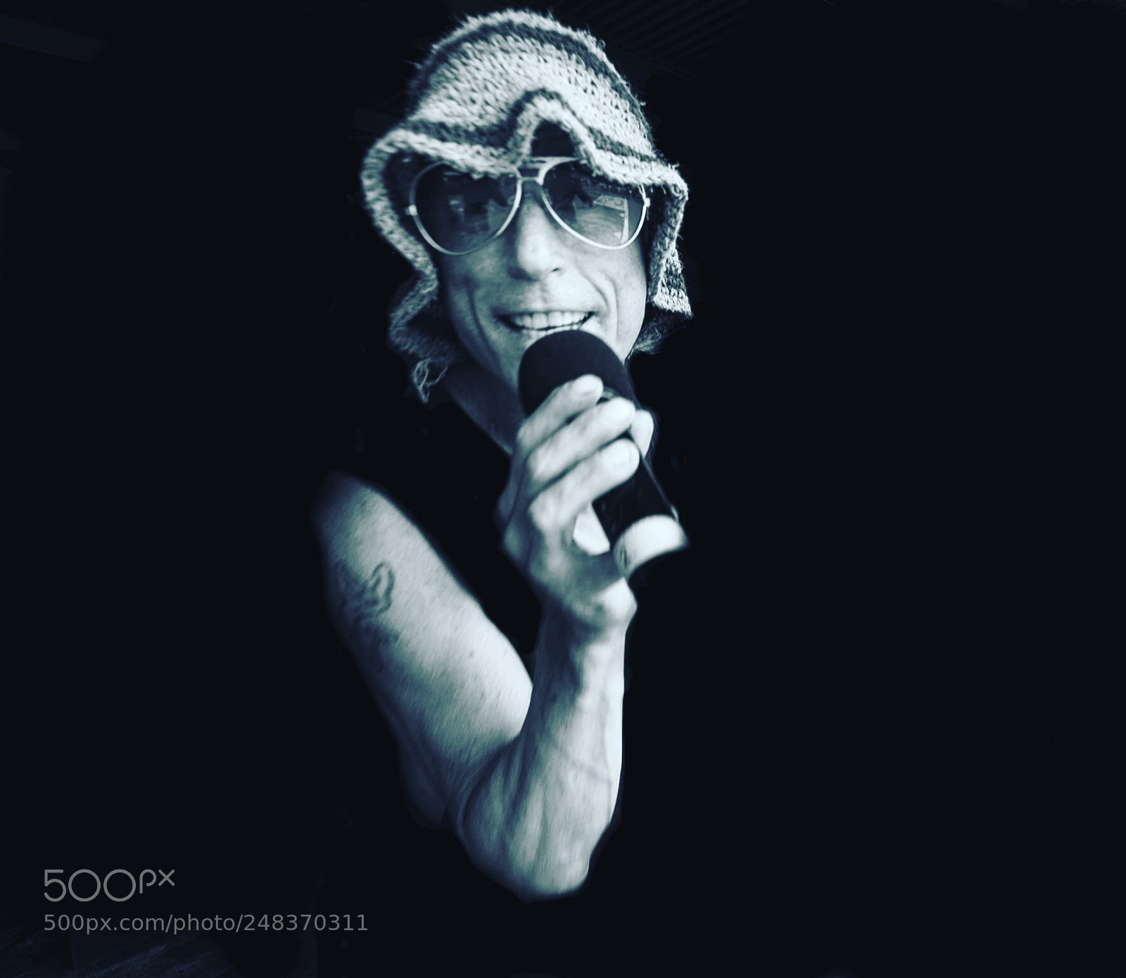 Canon EOS-1D X Mark II sample photo. Kingtide reggae singer photography