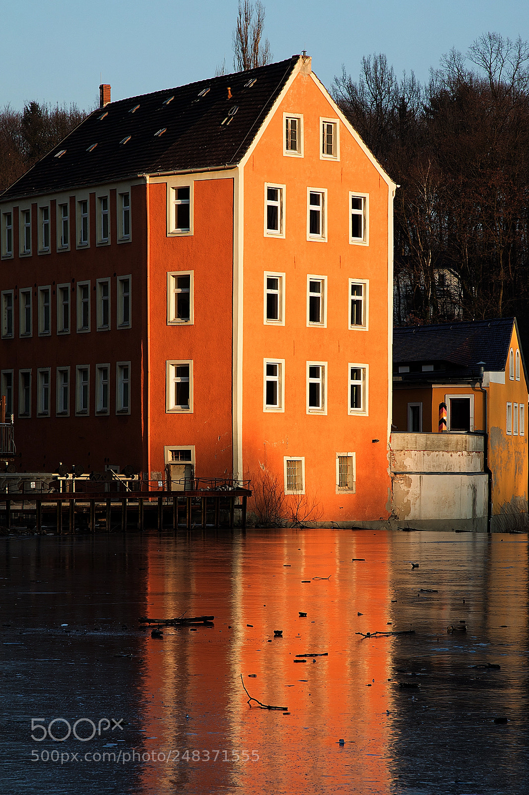 Canon EOS 5DS sample photo. Sunset on the frozen photography