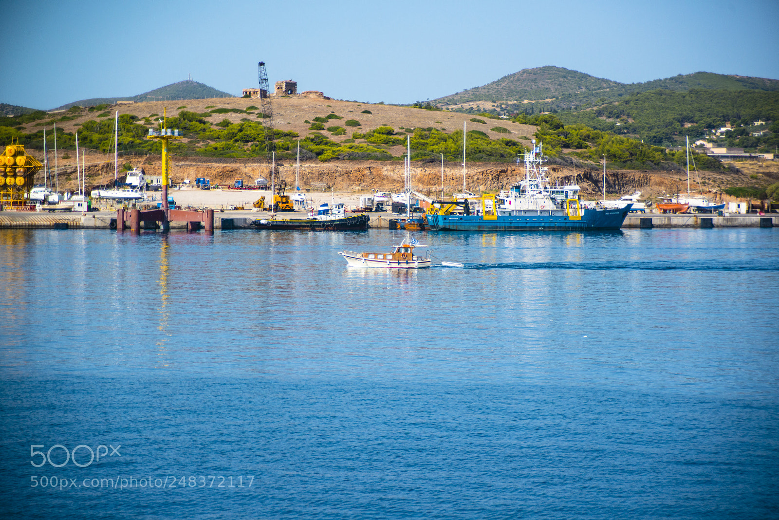 Nikon D800 sample photo. Ships at lavrio harbor photography