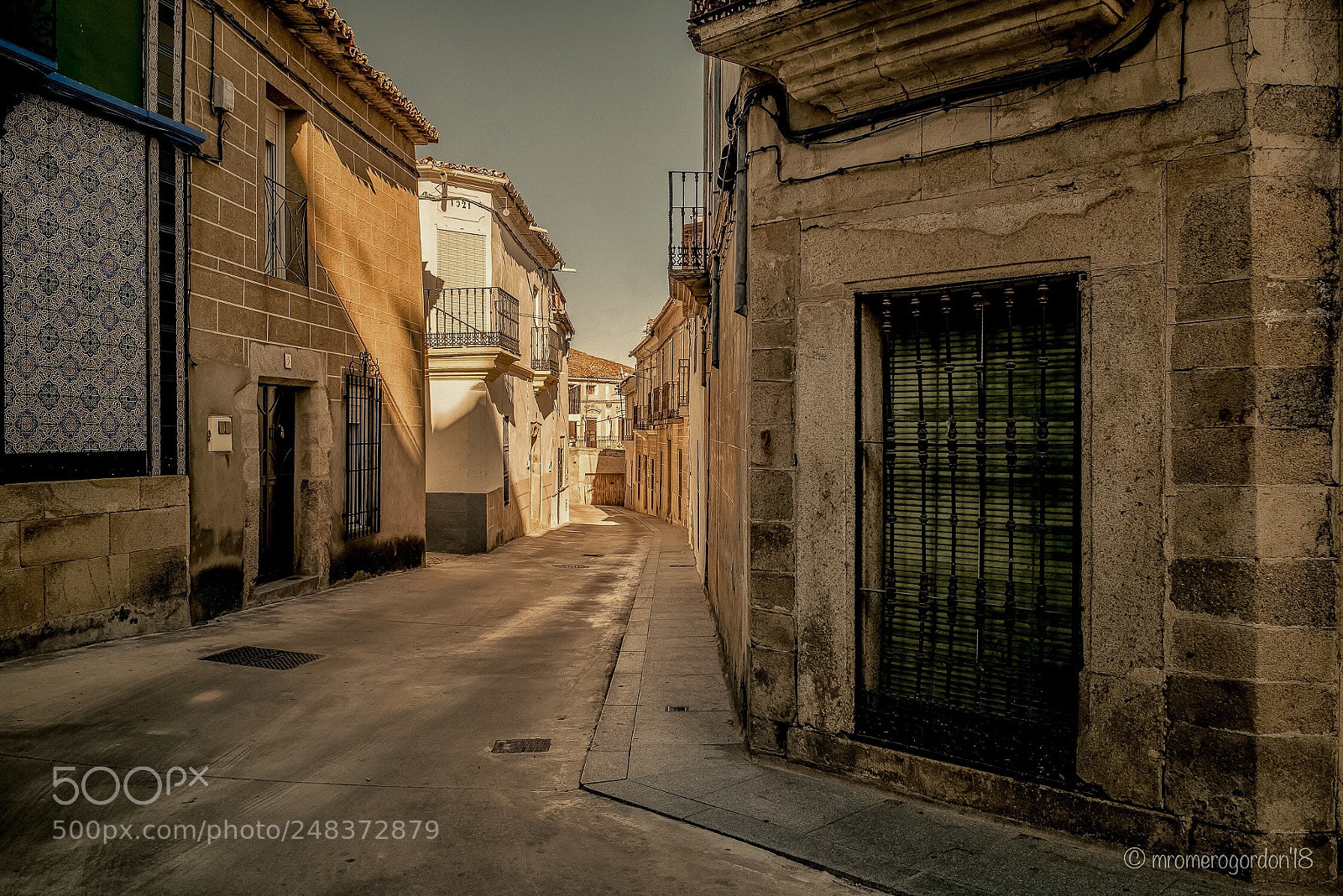 Nikon D810 sample photo. Lonely street in the photography