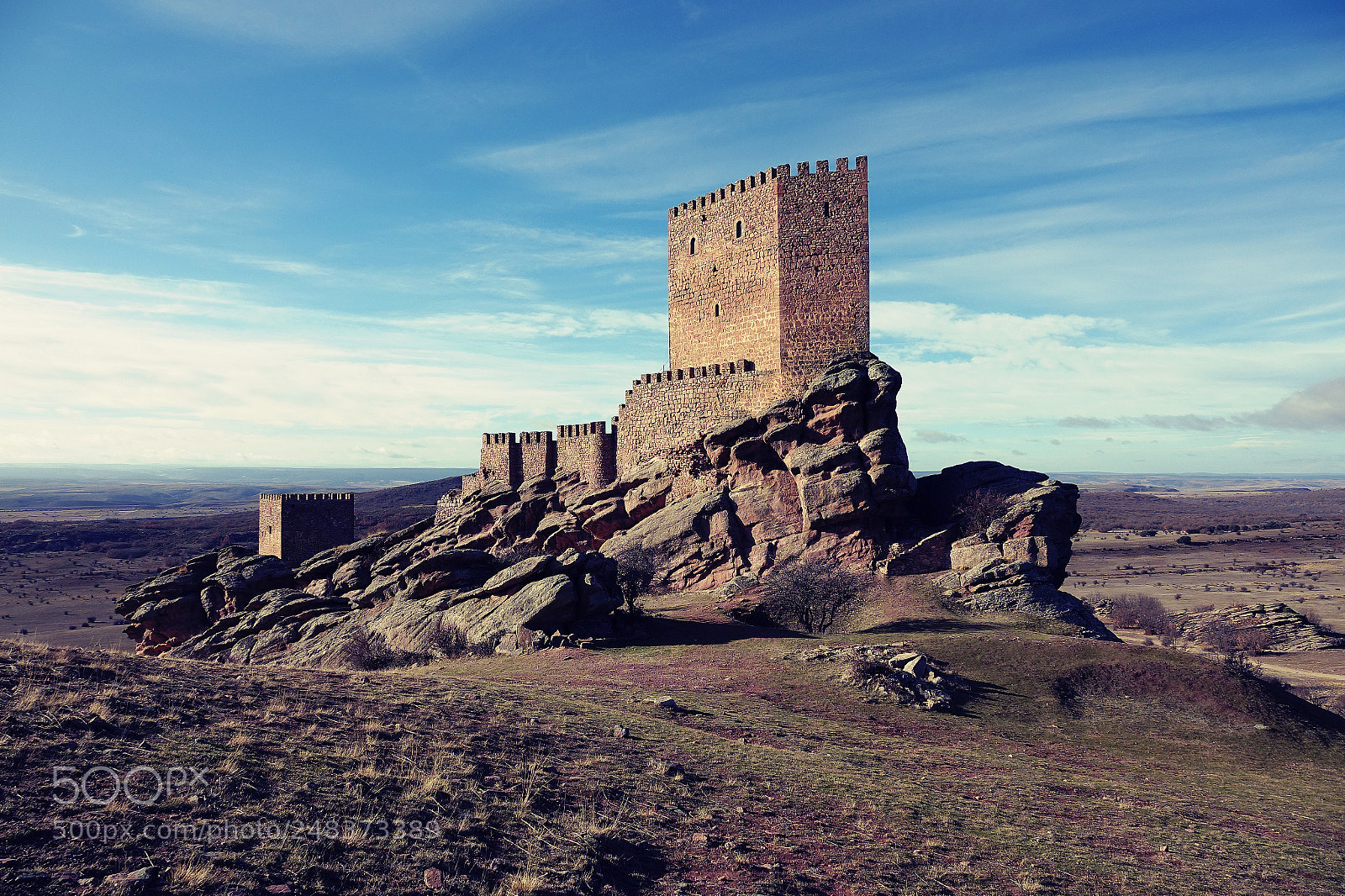 Sony Cyber-shot DSC-RX10 III sample photo. Castillo de zafra photography