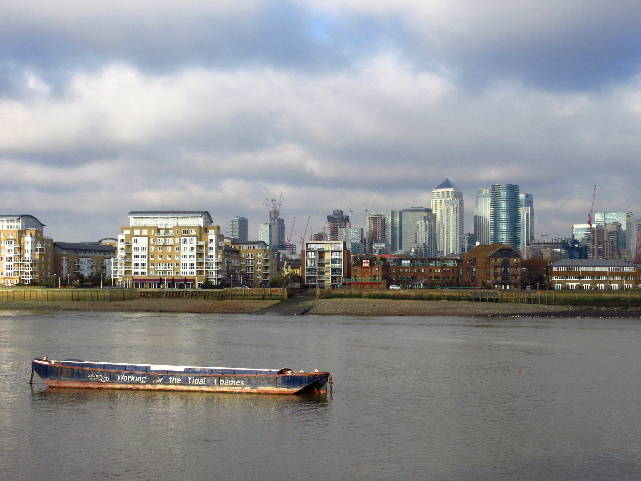 Canon PowerShot ELPH 350 HS (IXUS 275 HS / IXY 640) sample photo. Greenwich, greater london photography