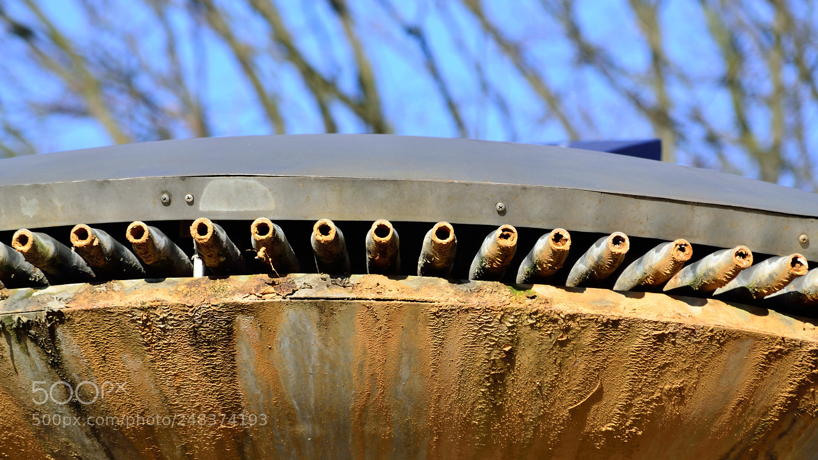 Nikon D3100 sample photo. Fountain detail, not a photography