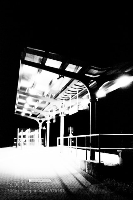 Pentax K20D sample photo. Bahnsteig / platform photography