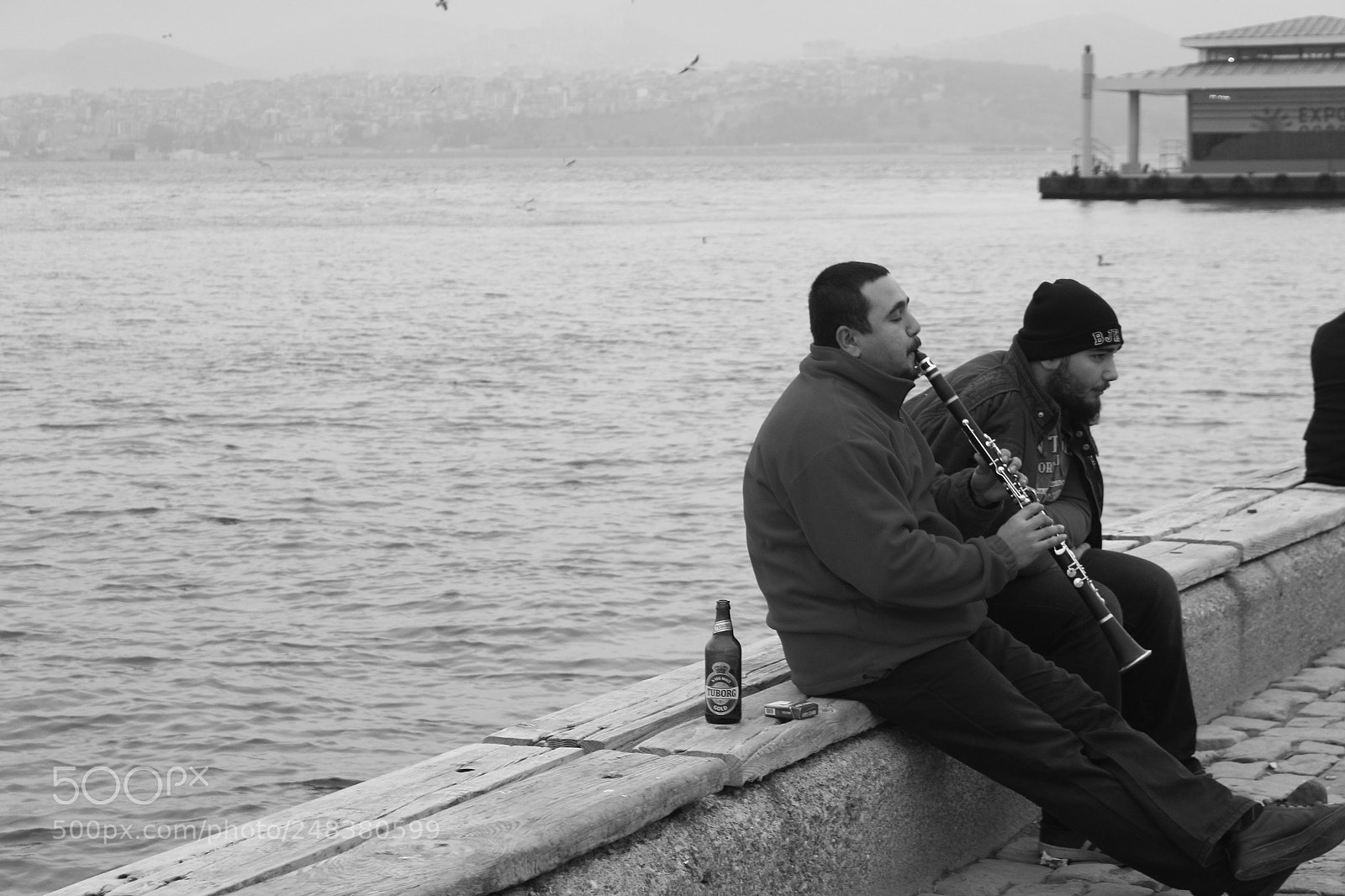 Canon EOS 600D (Rebel EOS T3i / EOS Kiss X5) sample photo. The man who is photography