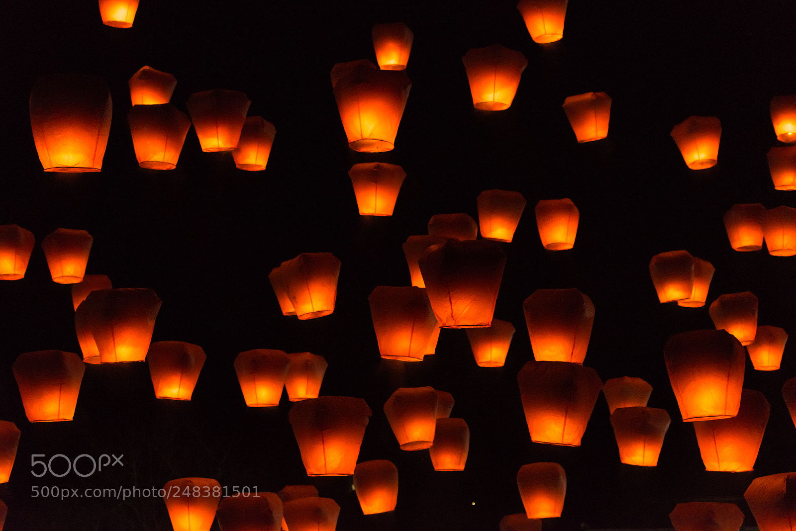 Nikon D800 sample photo. Sky lanterns over pingxi photography