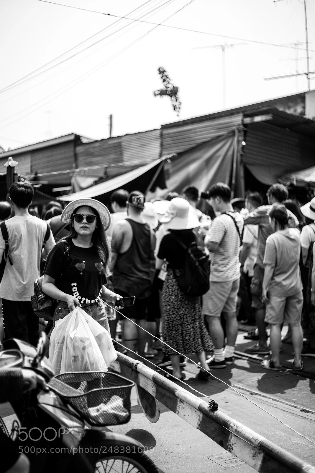Sony a7R sample photo. Mae klong market photography