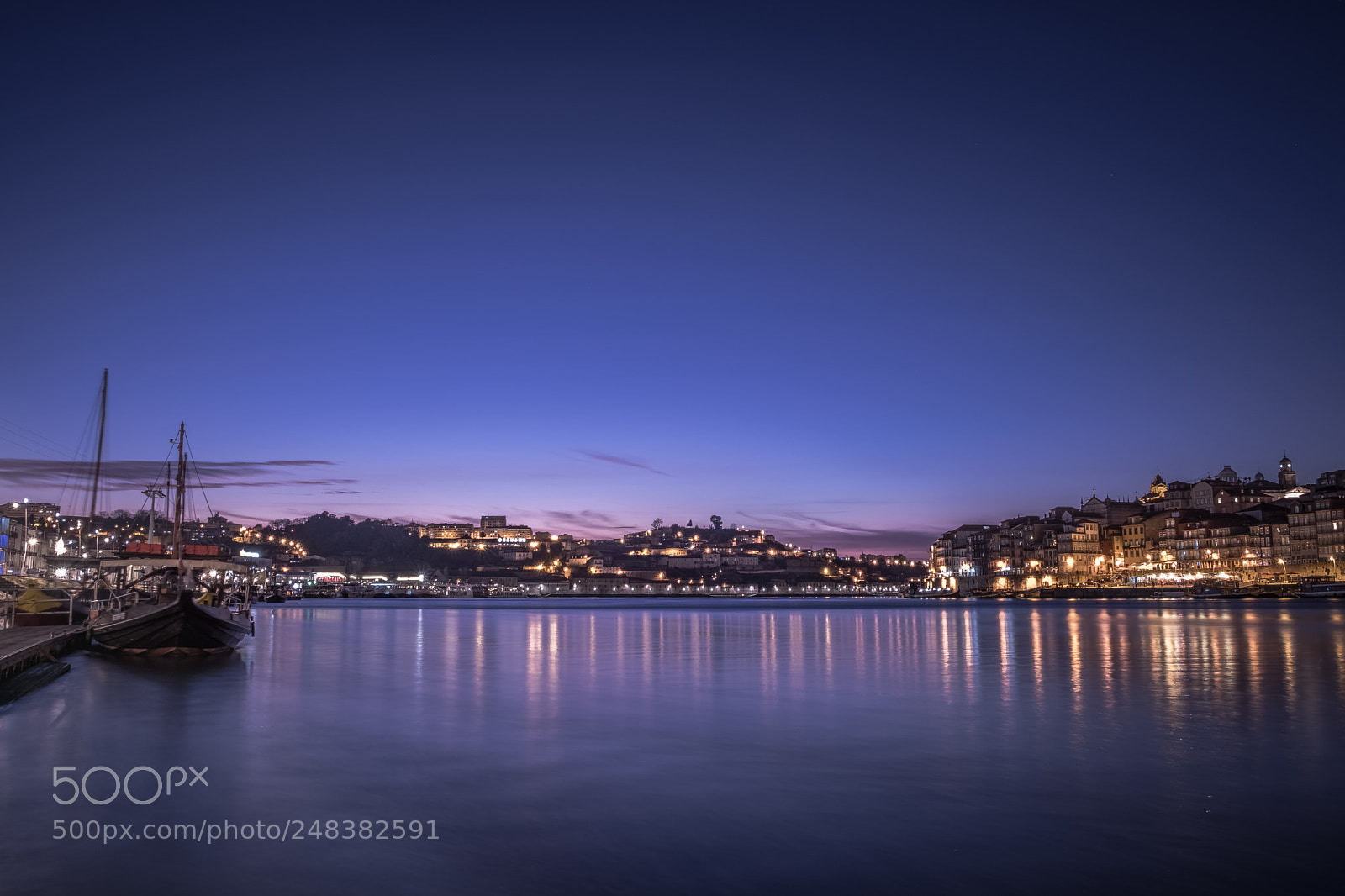 Fujifilm X-T20 sample photo. Night shot oporto, portugal photography