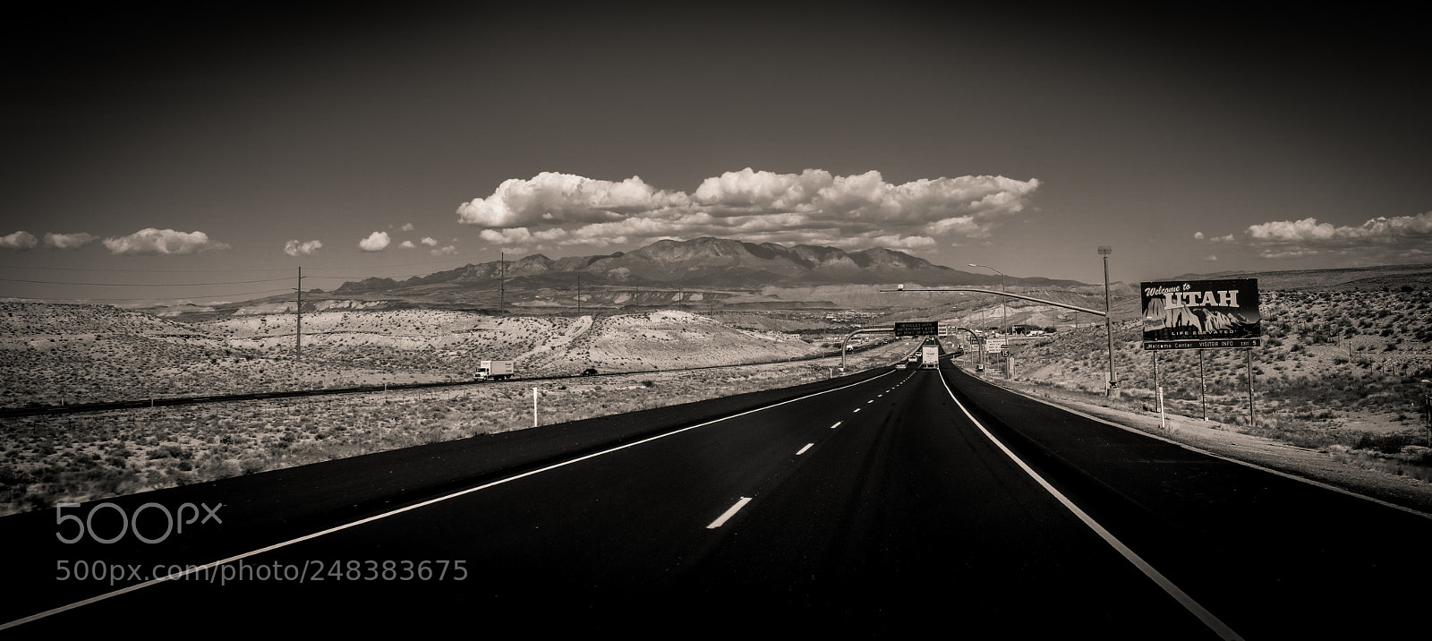 Canon EOS 5DS sample photo. On the road photography
