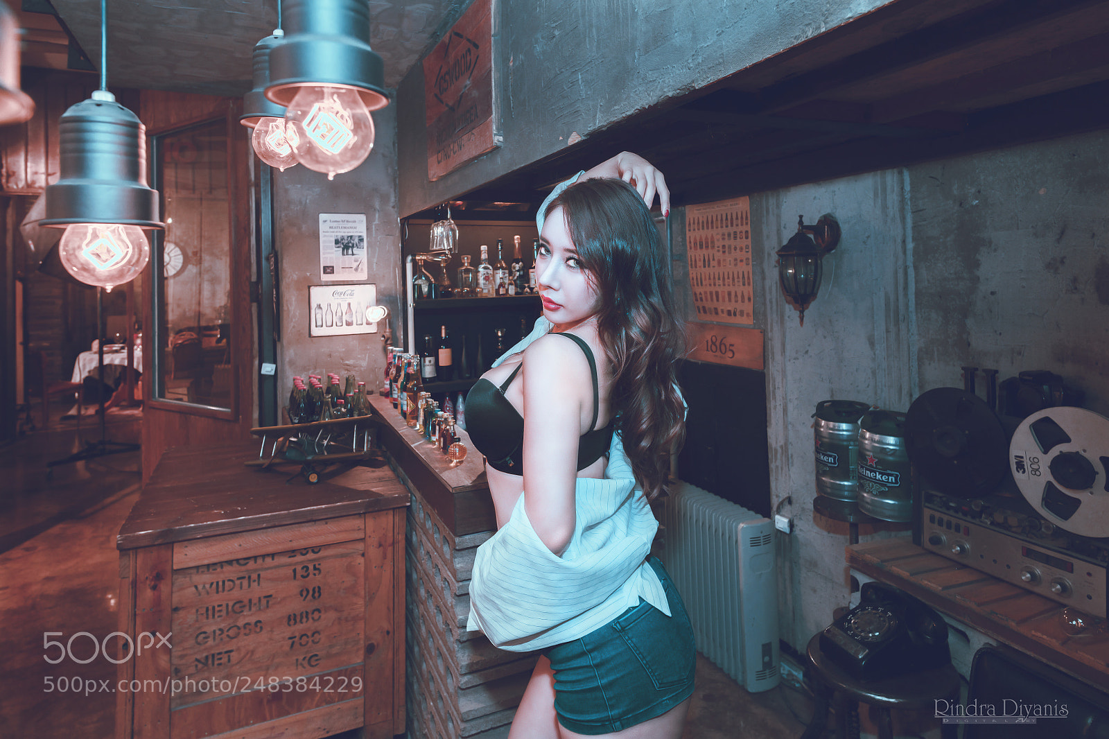 Nikon D850 sample photo. Public bar photography