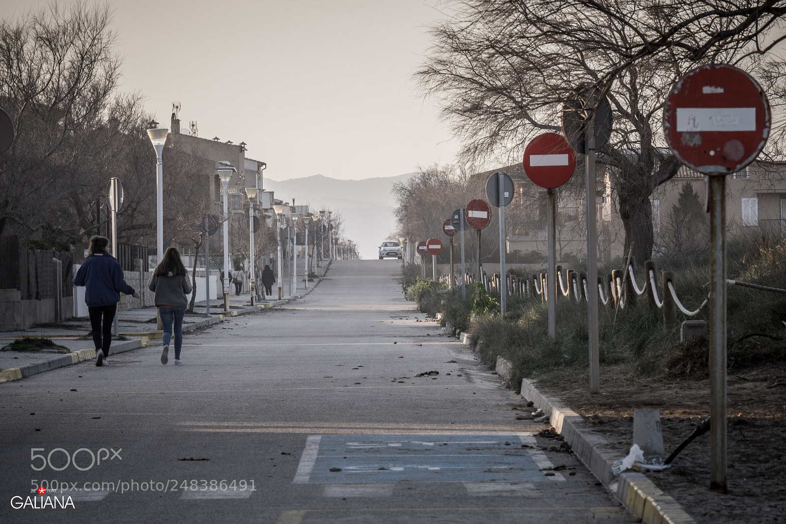 Sony a6000 sample photo. Prohibidisimo el paso photography