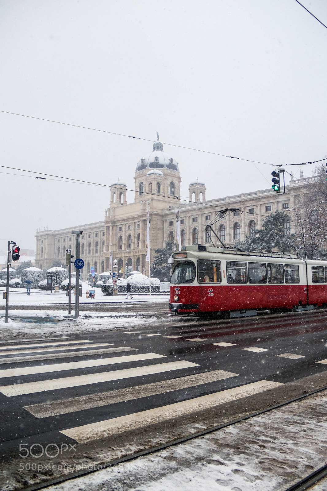 Canon EOS 80D sample photo. Snowy vienna photography