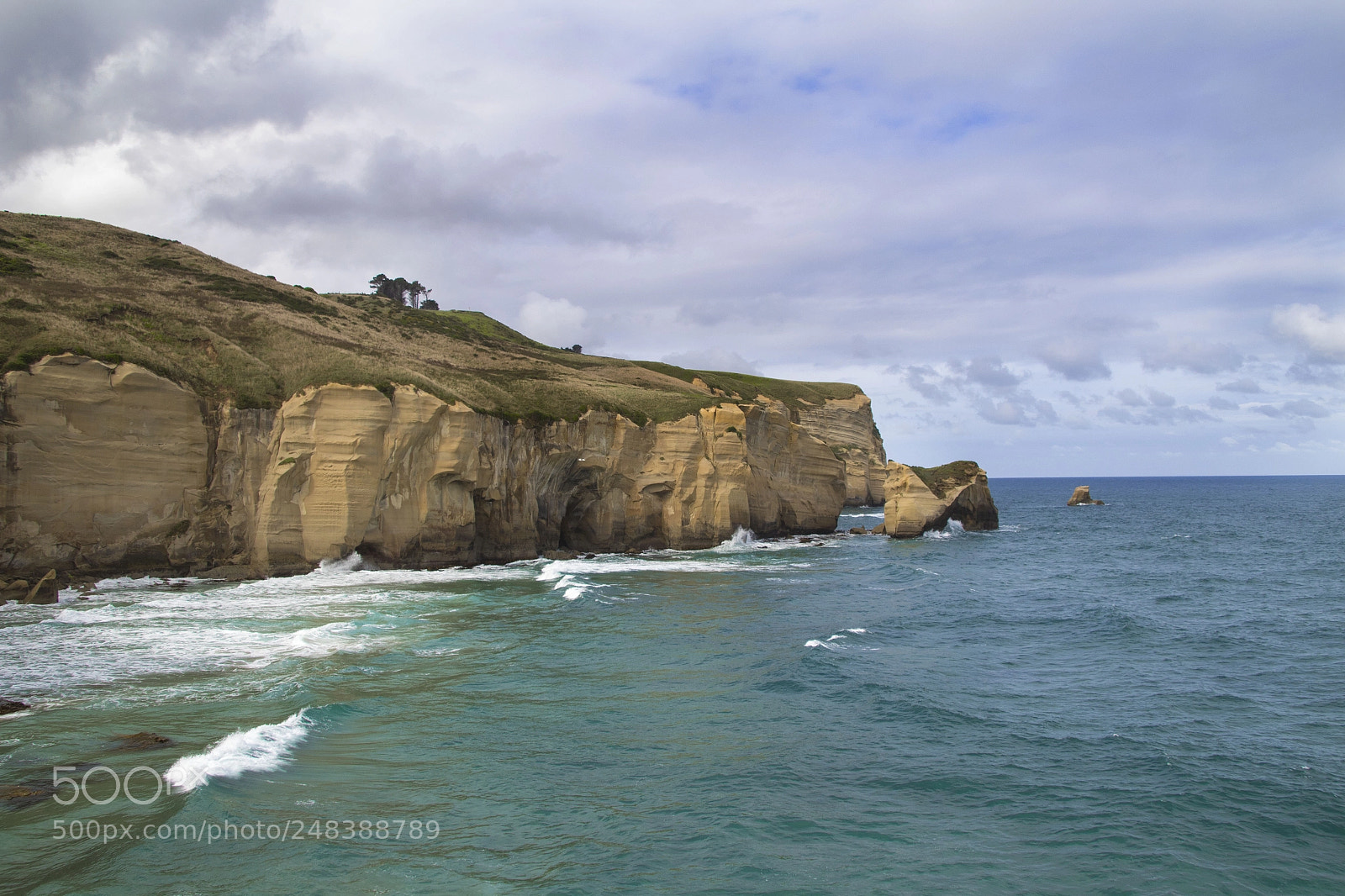 Canon EOS 1300D (EOS Rebel T6 / EOS Kiss X80) sample photo. Tunnel beach nz photography