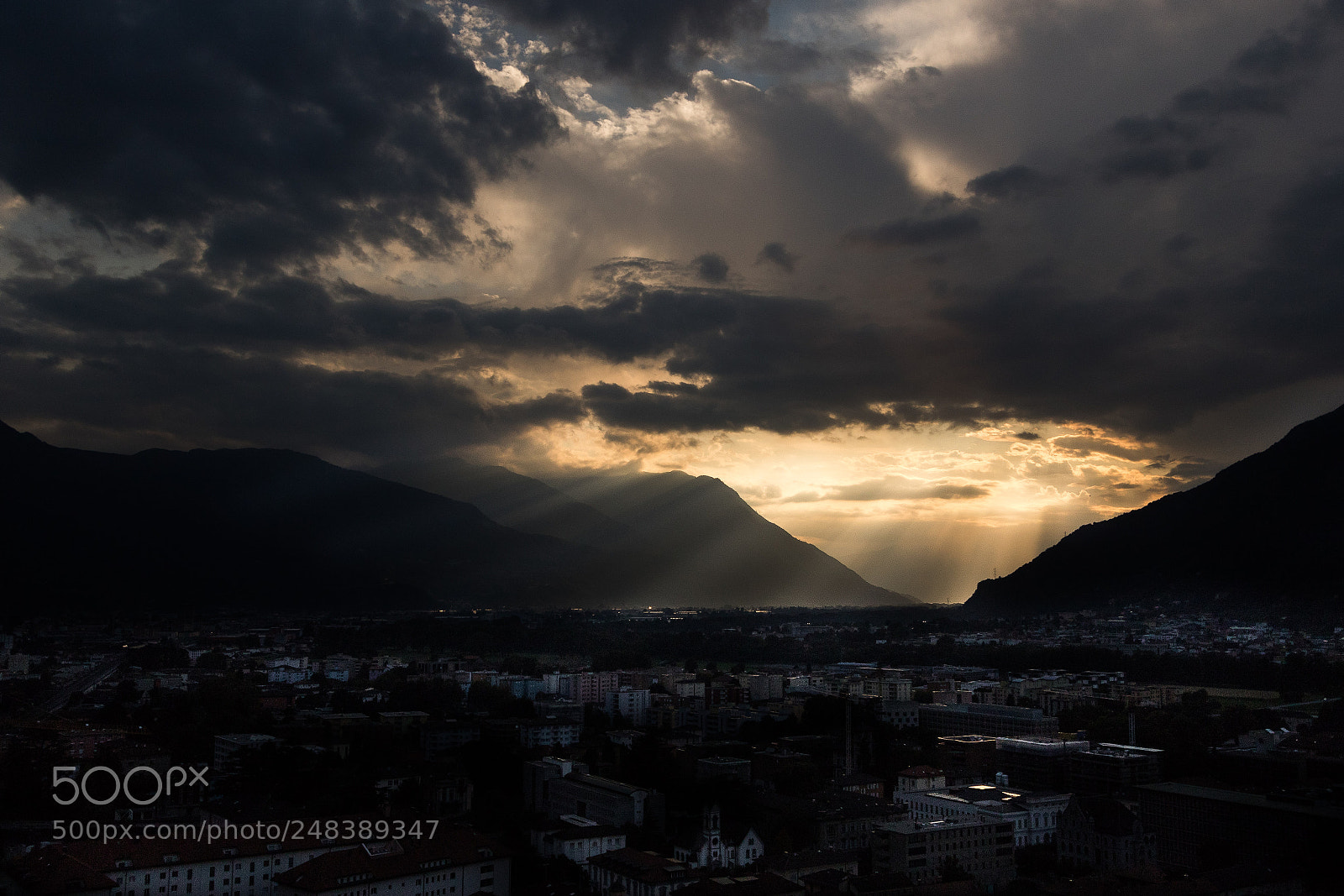 Canon EOS 7D Mark II sample photo. Darkest sunset photography