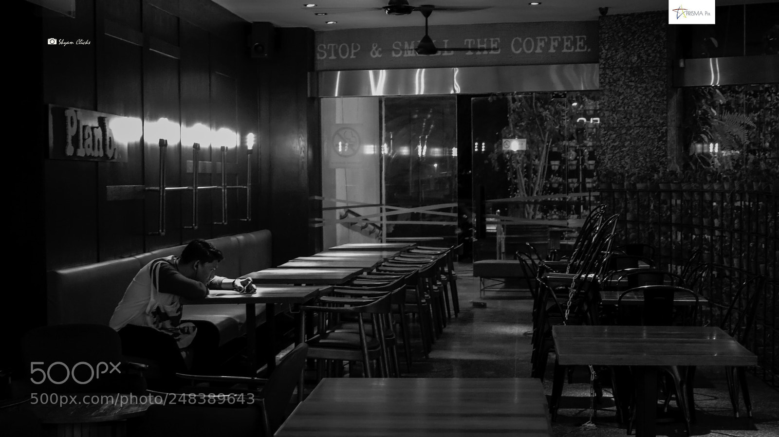 Canon EOS 760D (EOS Rebel T6s / EOS 8000D) sample photo. Alone in the dark photography