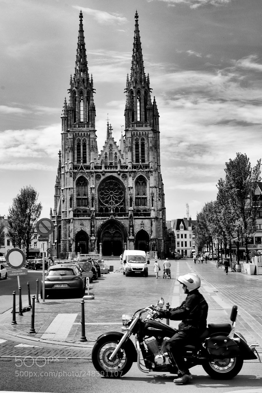 Canon EOS 600D (Rebel EOS T3i / EOS Kiss X5) sample photo. Church of saint peter photography