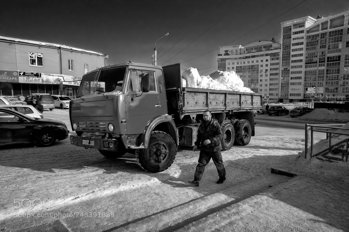 Sony Alpha NEX-5 sample photo. вывоз снега photography