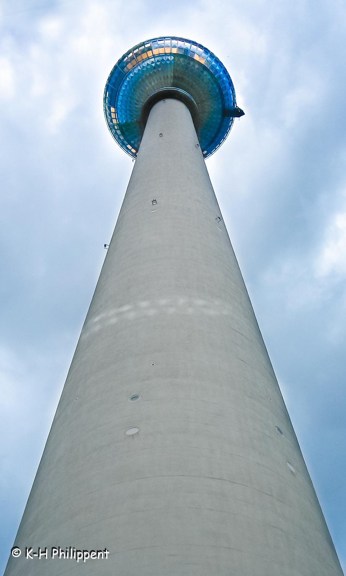 Canon DIGITAL IXUS 50 sample photo. Berlin (germany), tv tower / fernsehturm photography